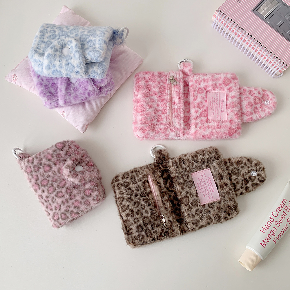 Leopard Print Card & Earphone Pouch