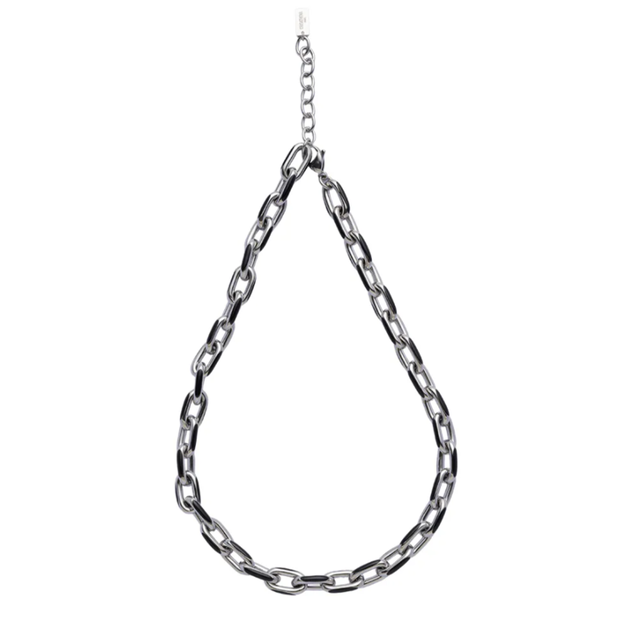 C149 Crisathena 黑色、銀色短鏈