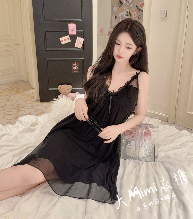 香榭微光性感睡衣