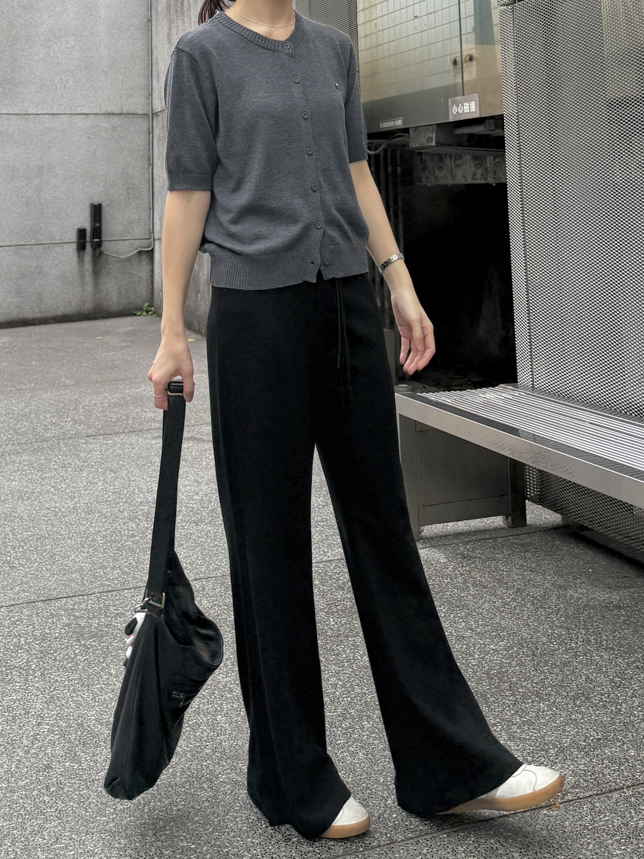 顯瘦微喇叭中腰棉質褲*3色