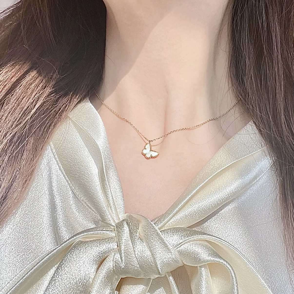 18k”va mini母貝小蝴蝶高奢定製項鍊