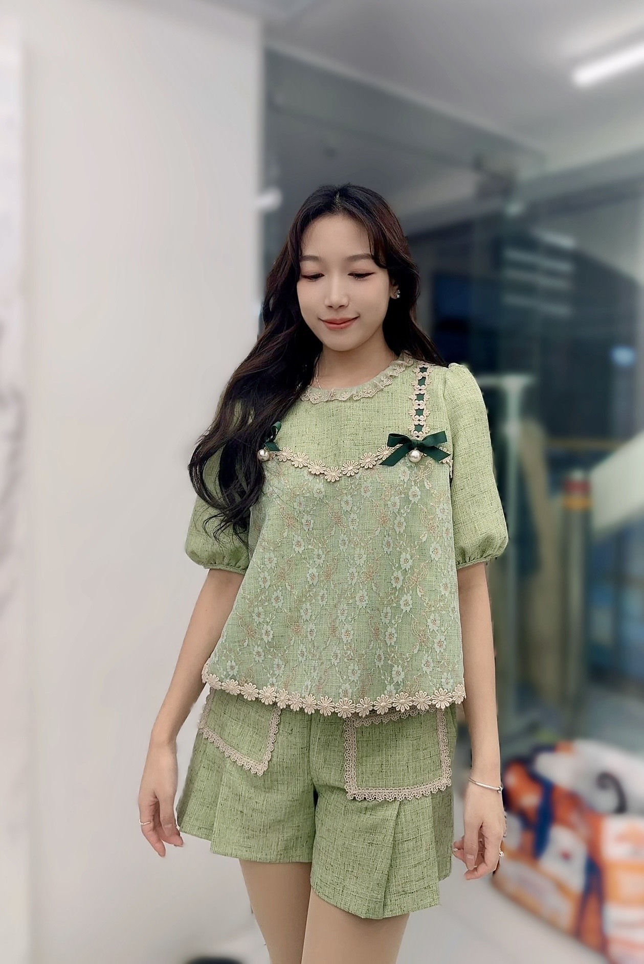 P13 胸42 長21 $459 (一口價)