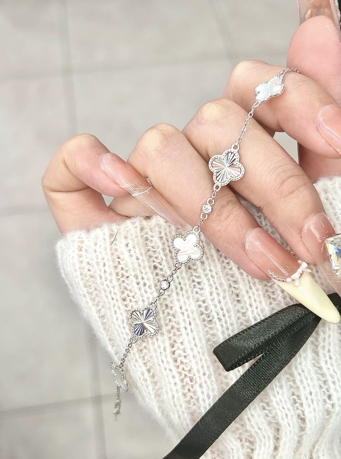 （現貨）Liyi99 Swarovski 施華洛世奇水晶四葉草手鍊