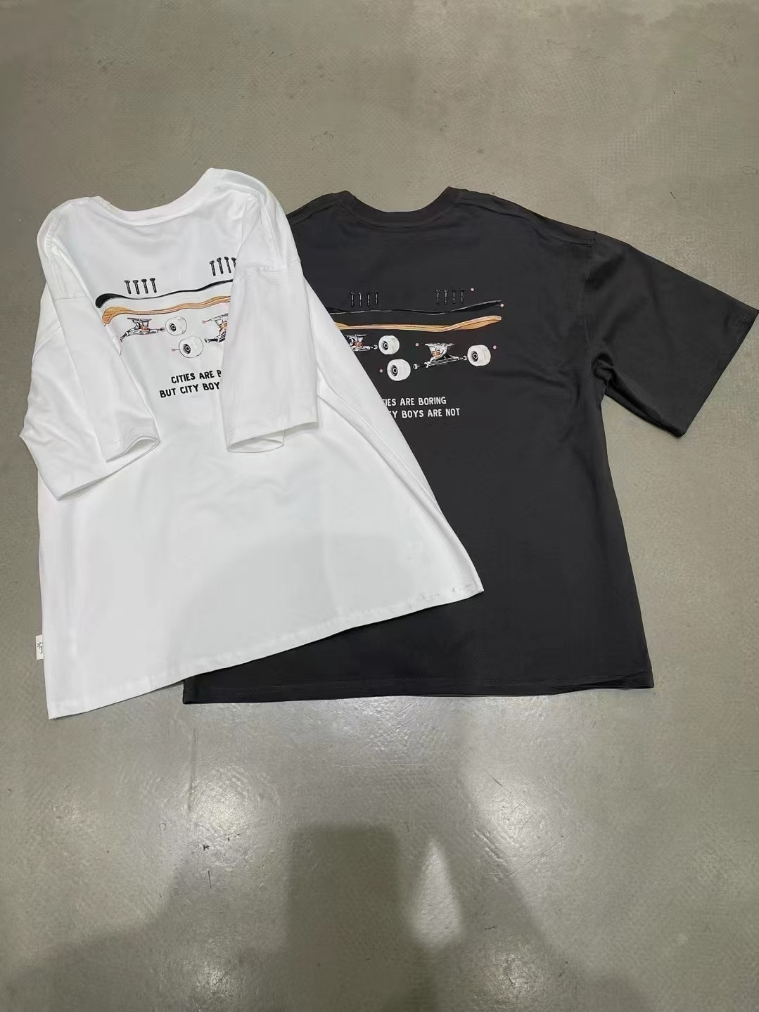（現貨）   westward 240G 美式 city boy 後背滑板 短T 613