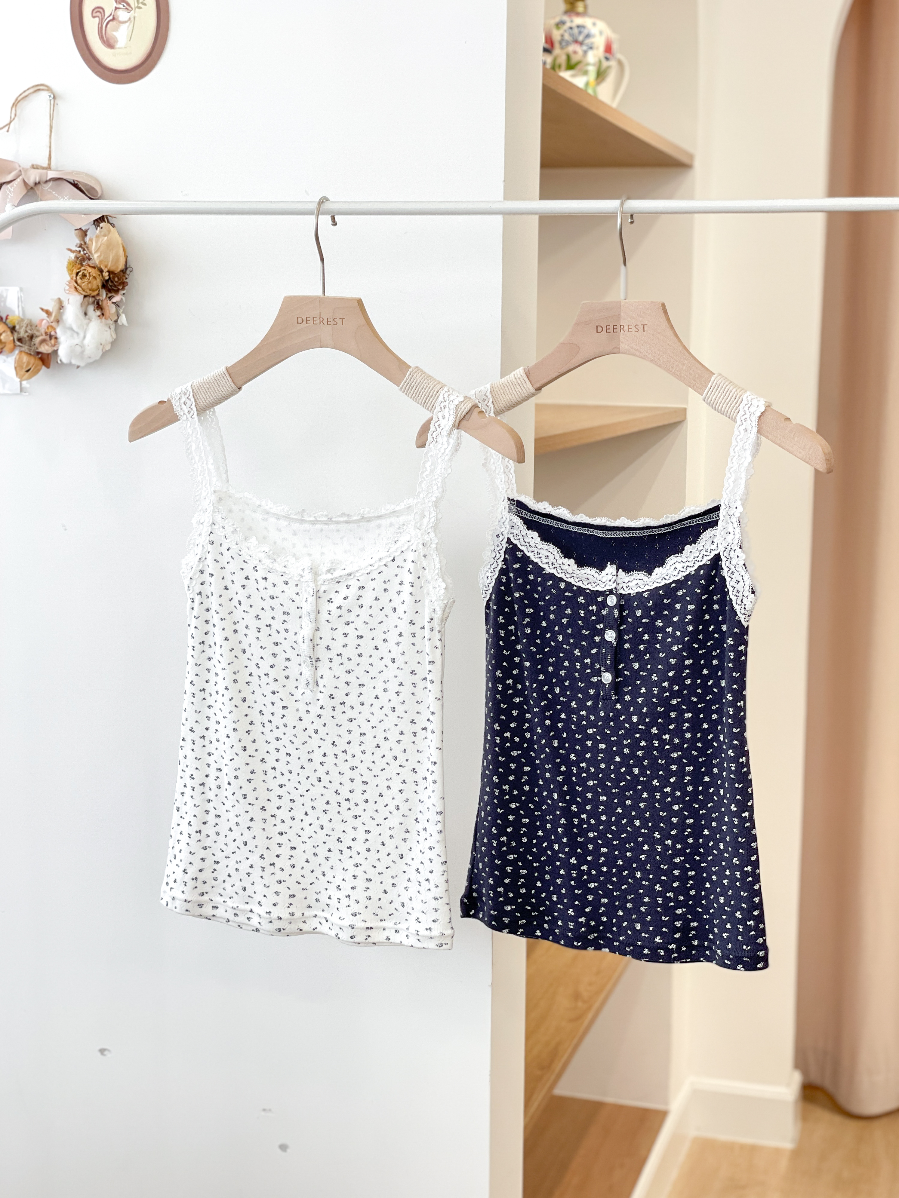 T1487 Jane Floral Print Lace Camisole