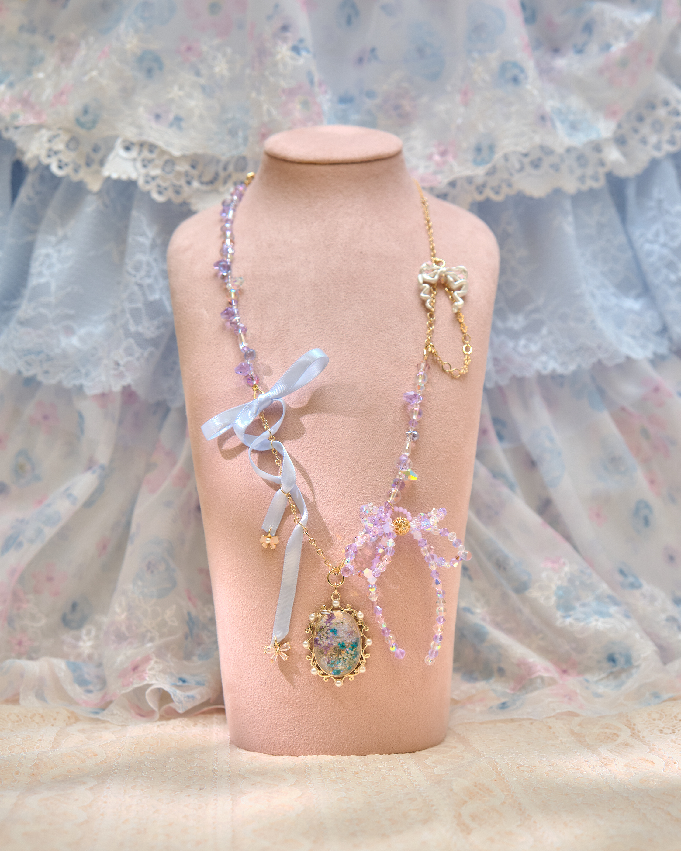 13487 Satin Knot Resin Cascade S925 Necklace