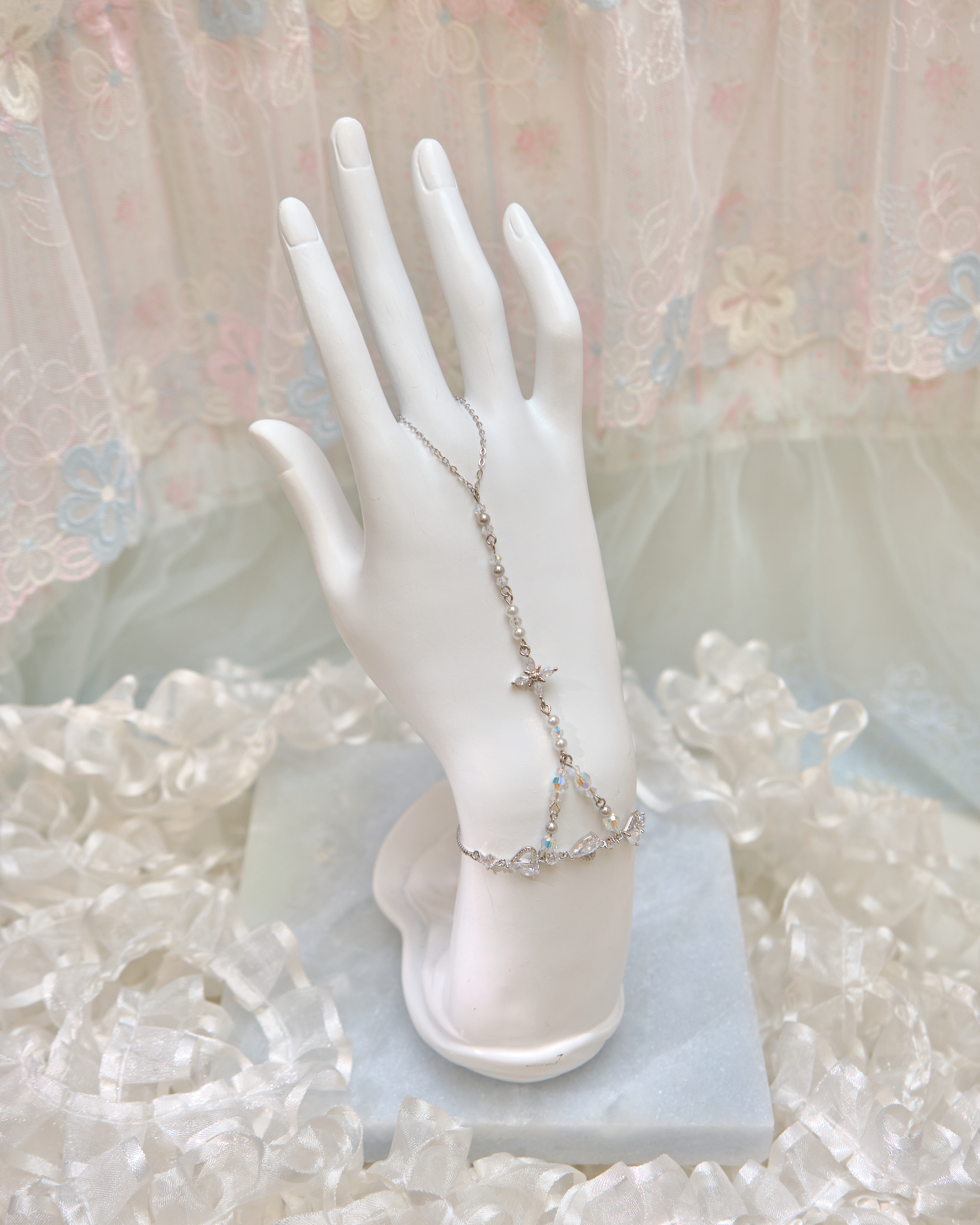 13471 Enchanted Branch Heart S925 Slave Bracelet