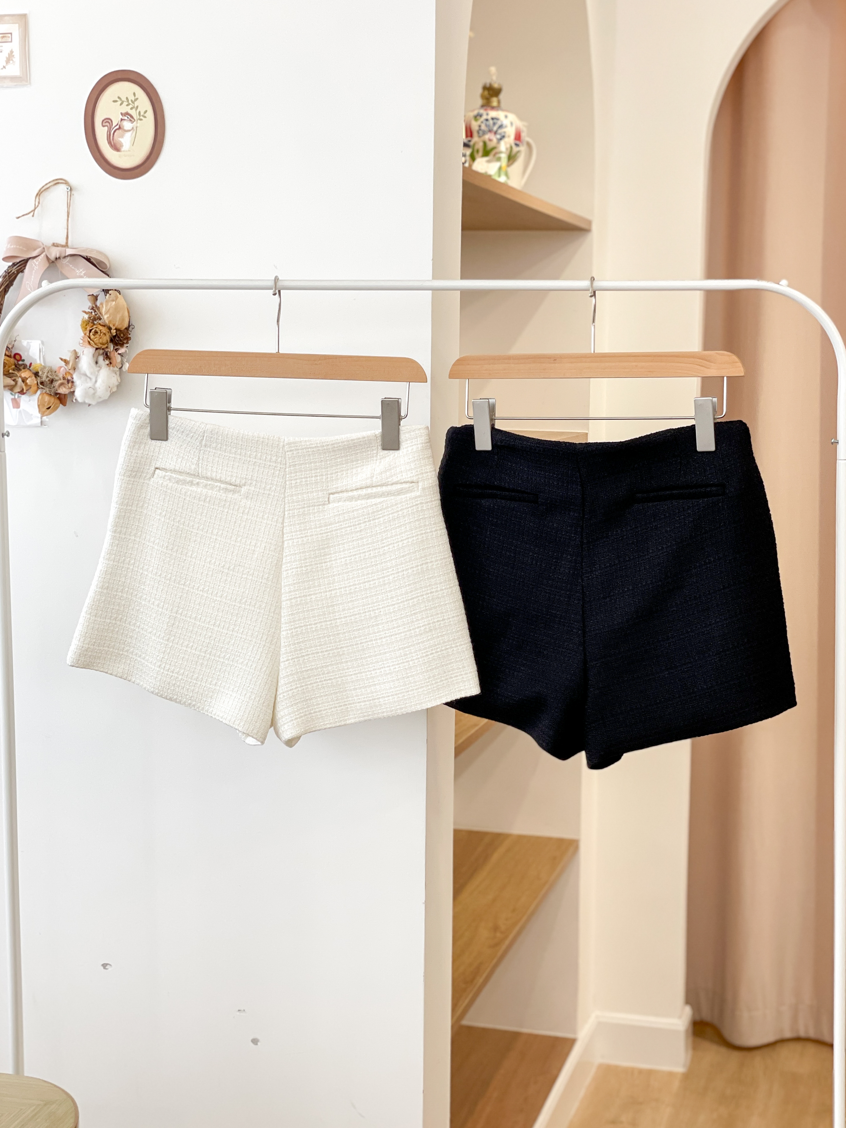 JEAN203 Jessie Classic Tweed Shorts