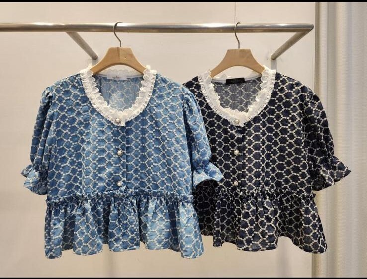 AE09 胸44 長20 $409[一口價]