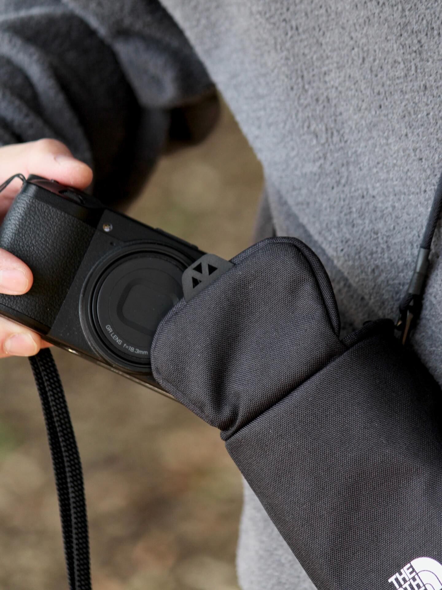 預購┃日本 THE NORTH FACE COMPACT CAMERA BAG 小型相機 相機包