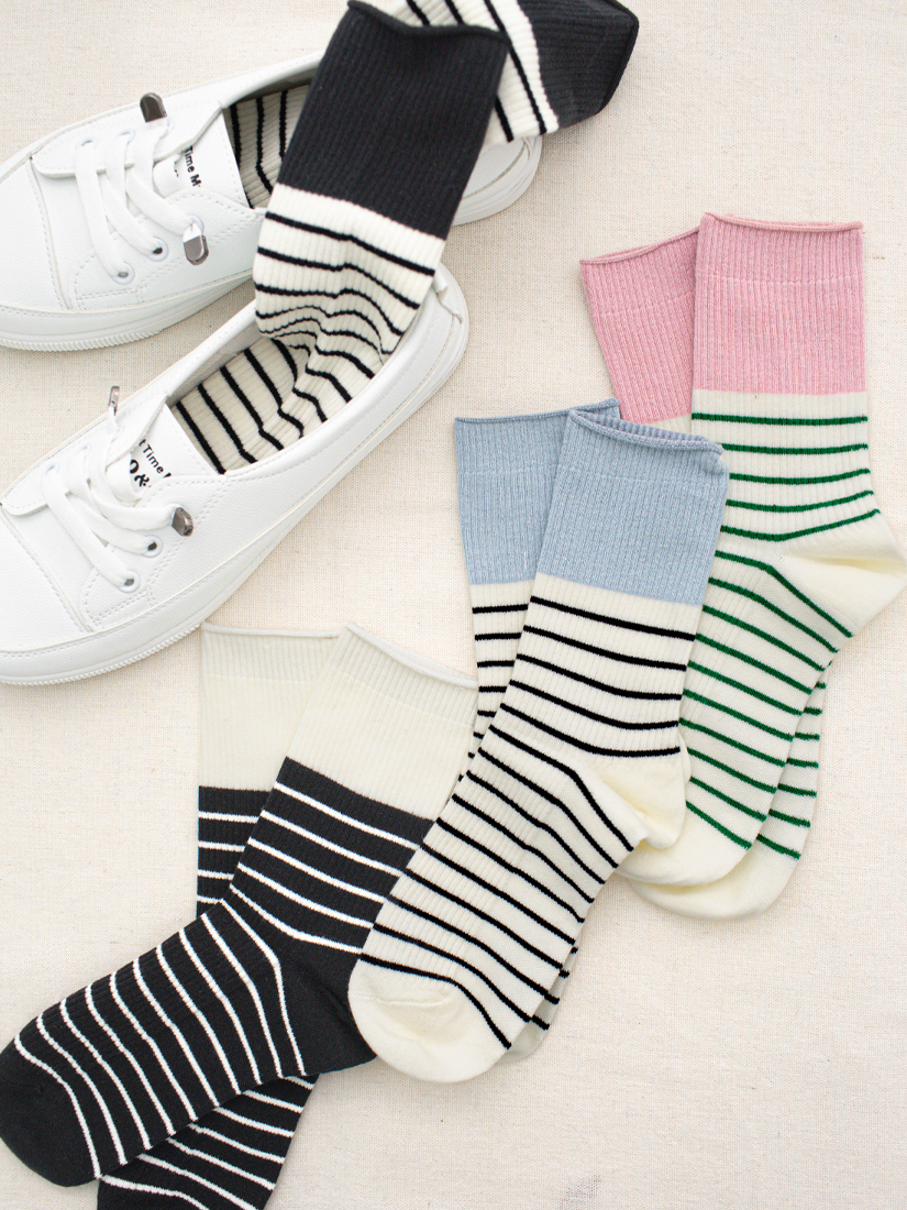 捲邊條紋中筒襪