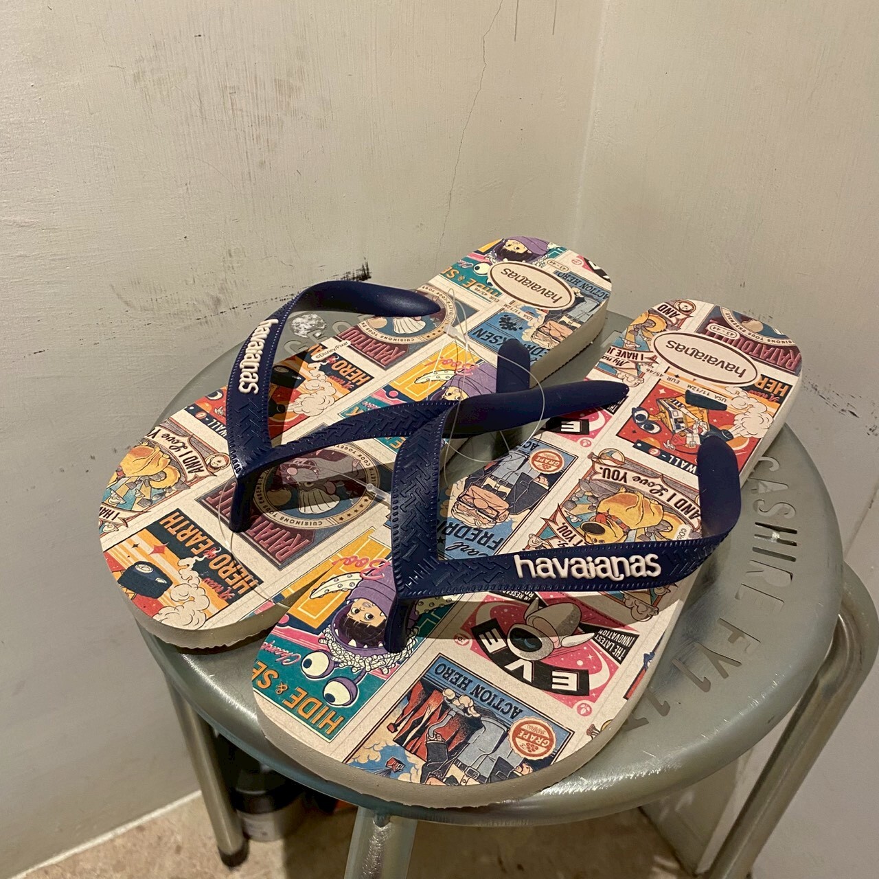 Havaianas 哈瓦仕 拖鞋 男女鞋  皮克斯家族 米白 4148941-8009U