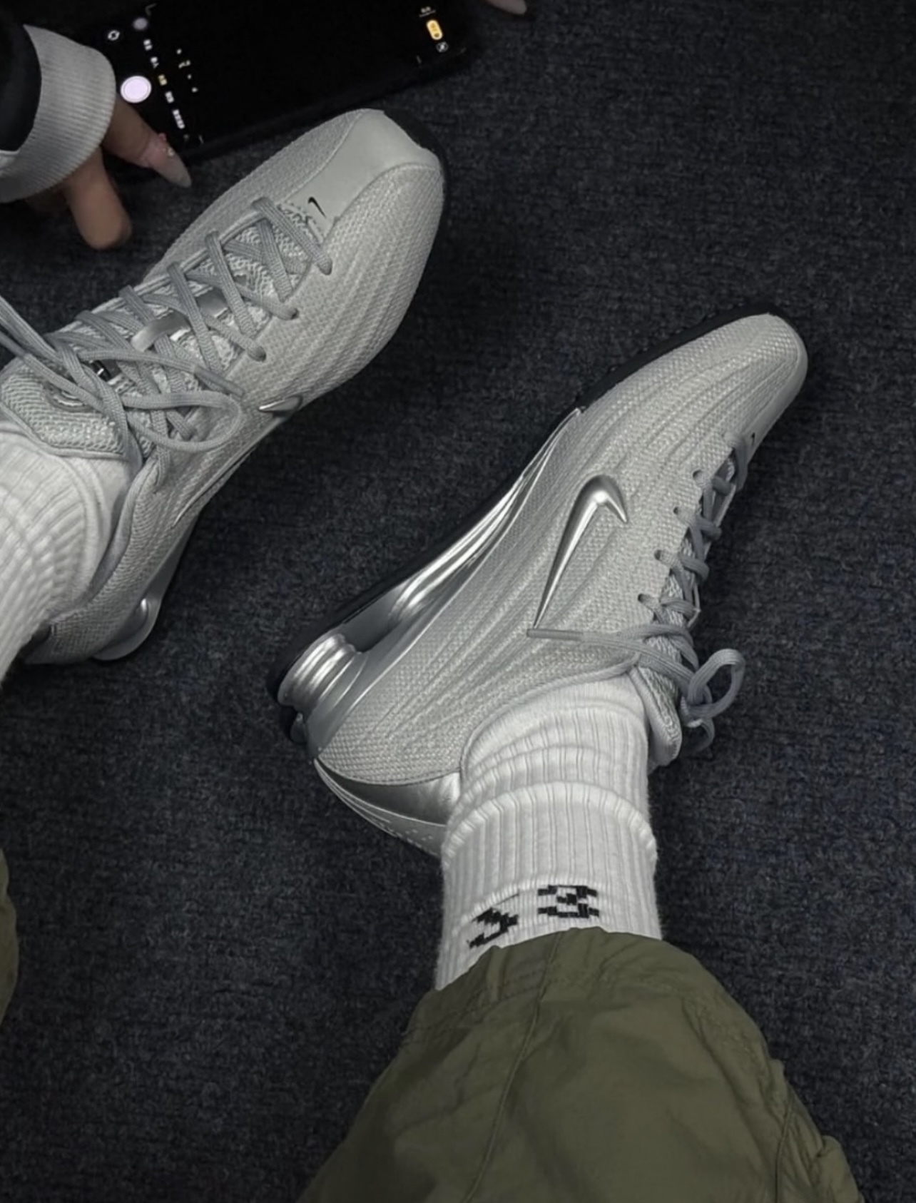 代購-NIKE SHOX Z 灰銀 未來銀 薄底 彈簧鞋 氣墊 Karina同款 女鞋 HQ7540-001