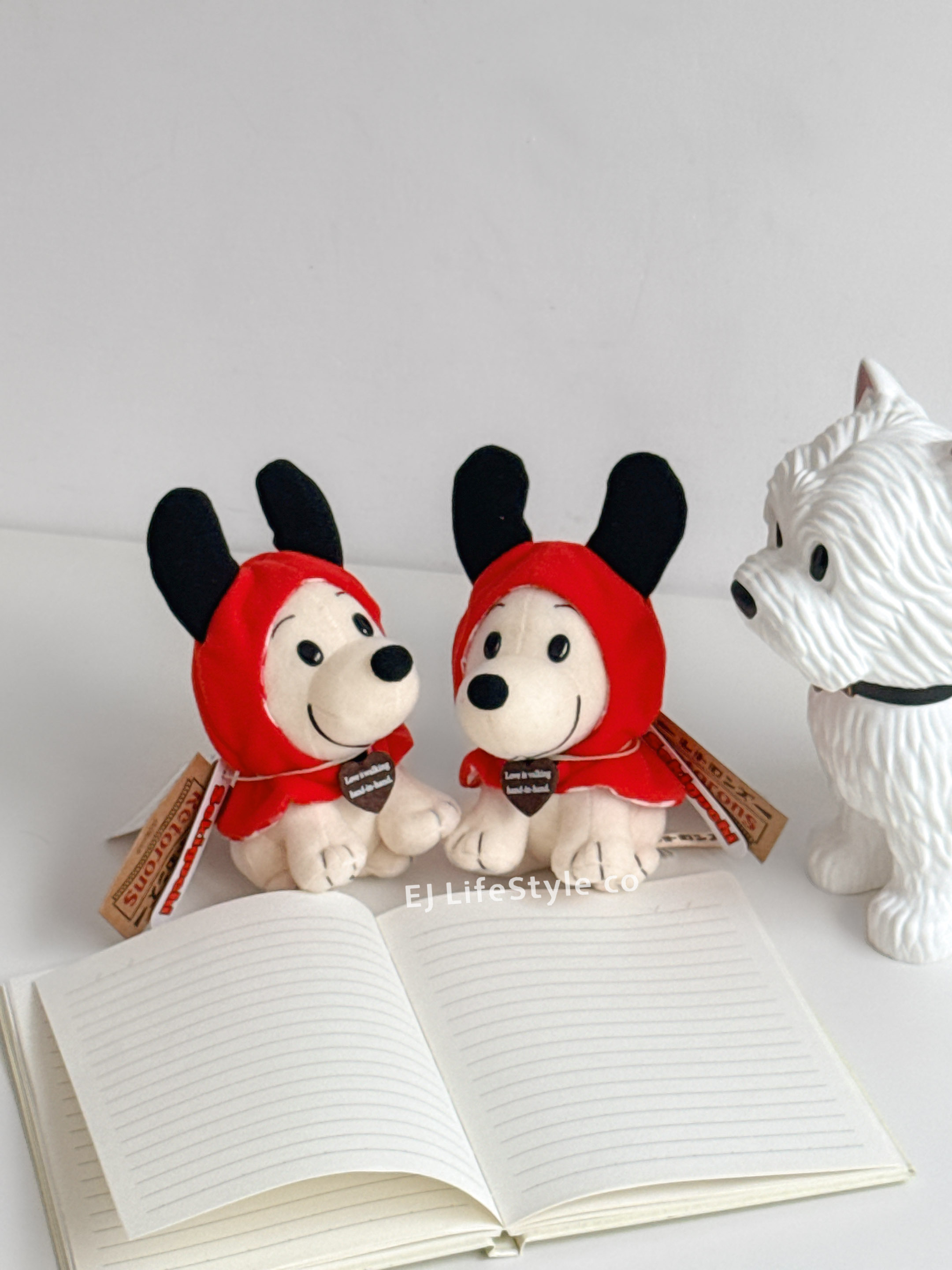 🇯🇵 SNOOPY TOWN 限定 史努比 1950年代 復古紅色斗篷 玩偶 公仔 / 現貨