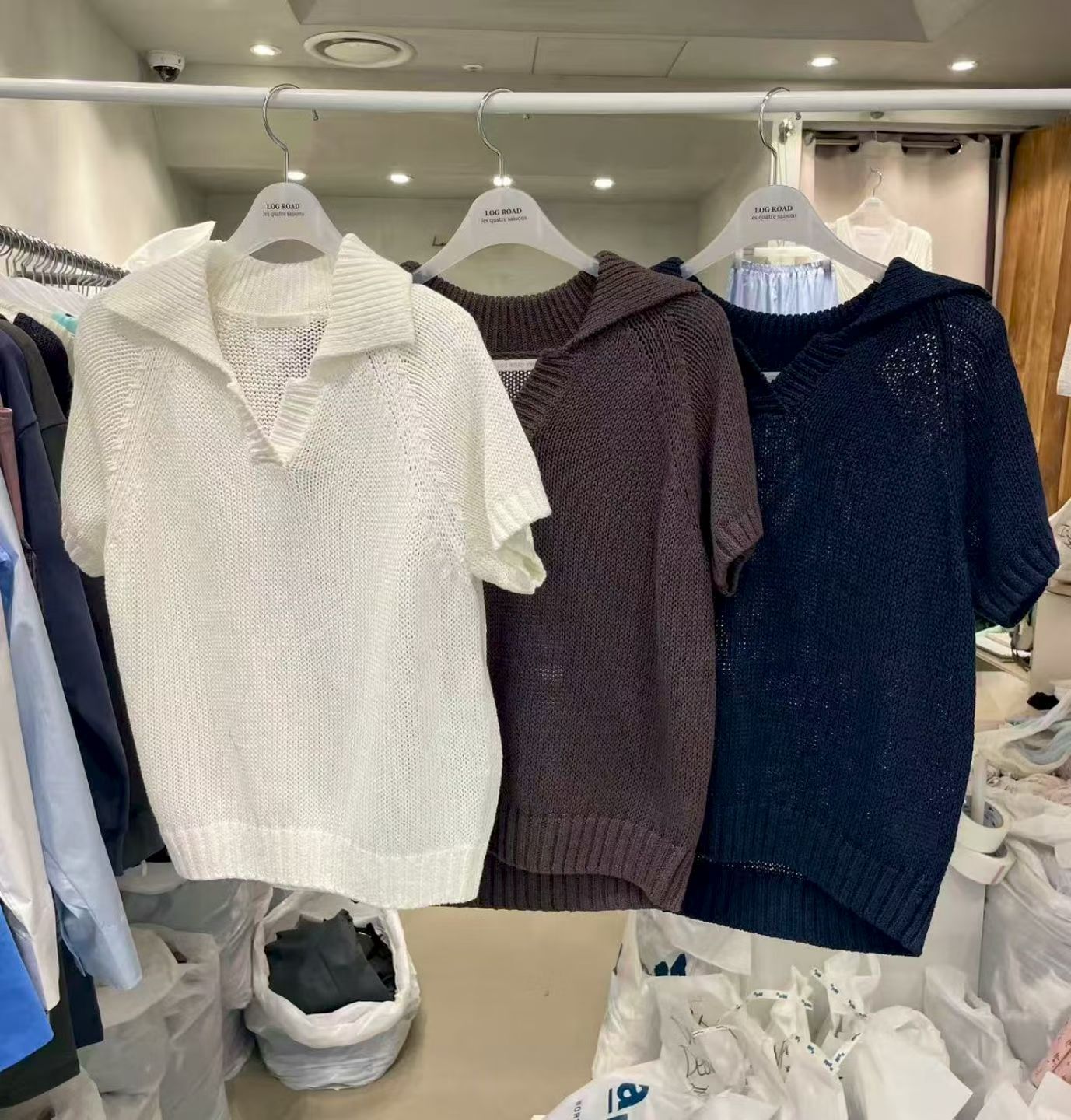 LR6003 POLO領簍空針織上衣