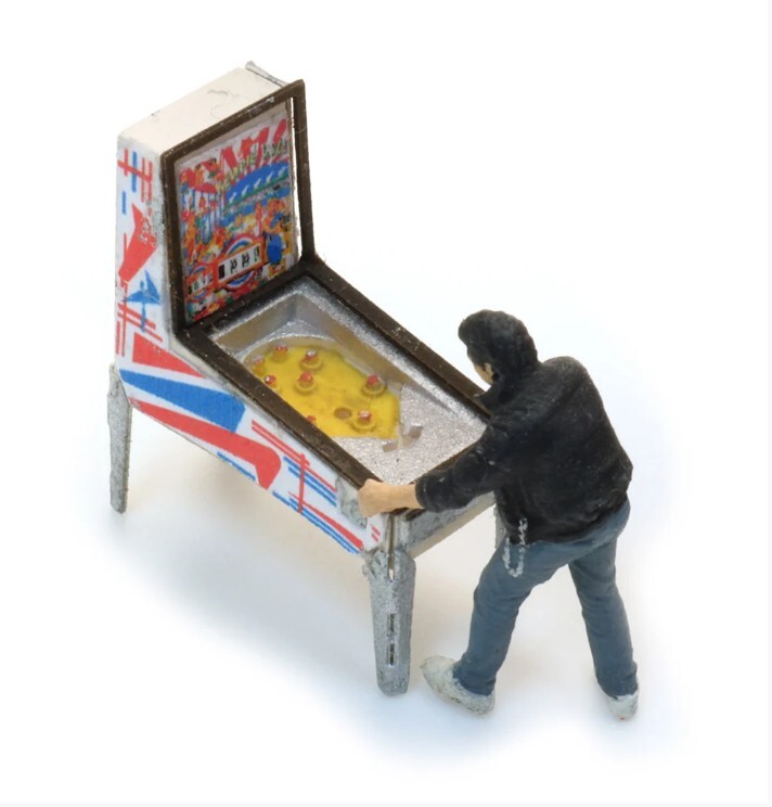 Artitec 387.694 HO規 彈珠機和人物