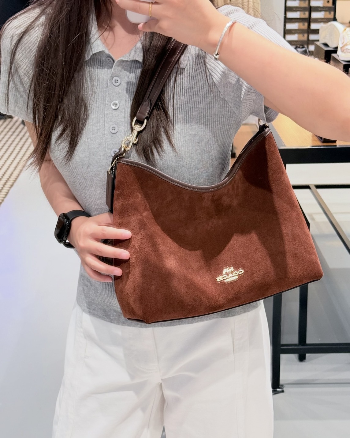 <比outlet還扯>Coach Laurel 31 流浪包 流蘇 裝飾 麂皮 棕