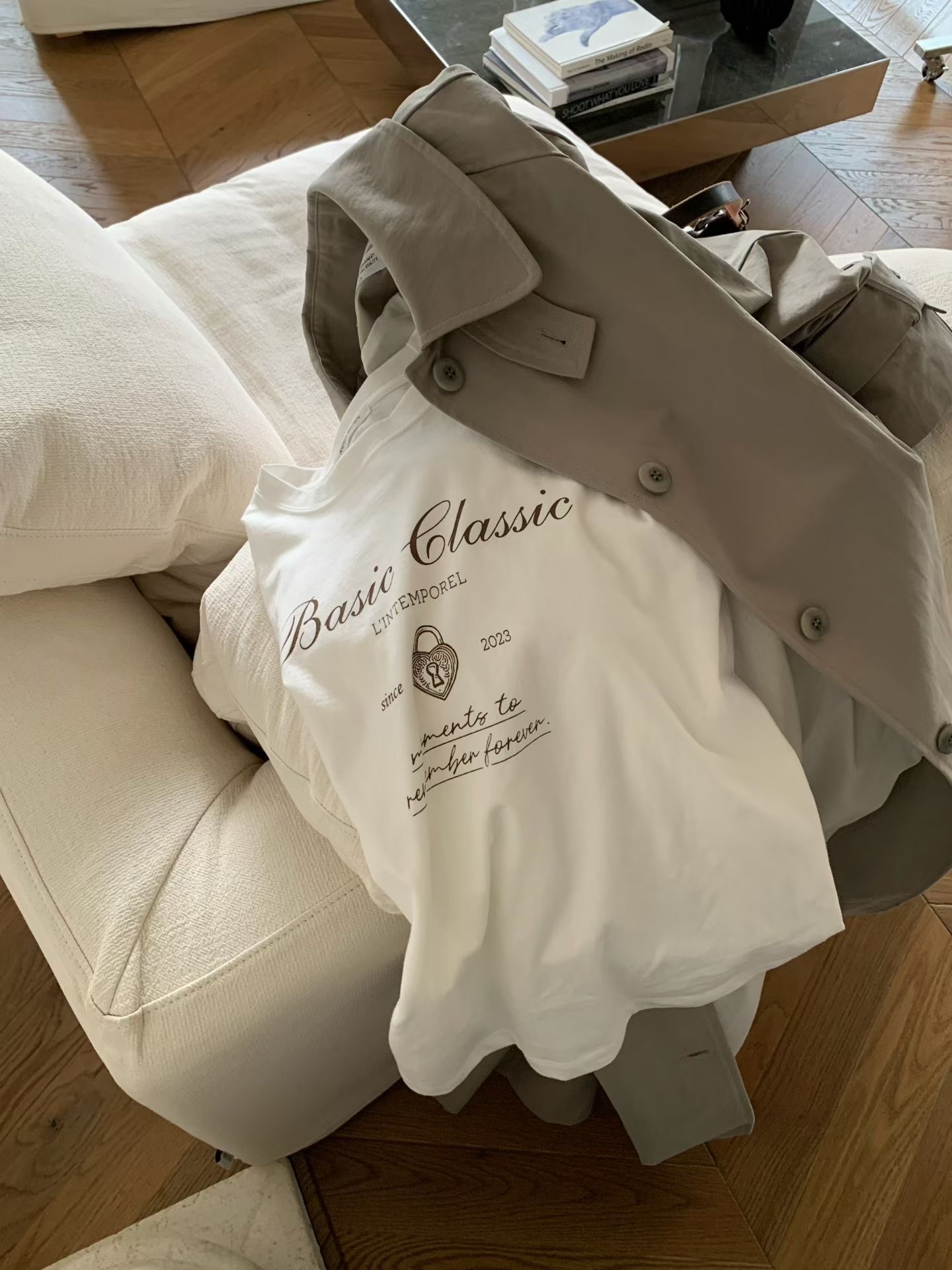 AB2626 Lettering Tee