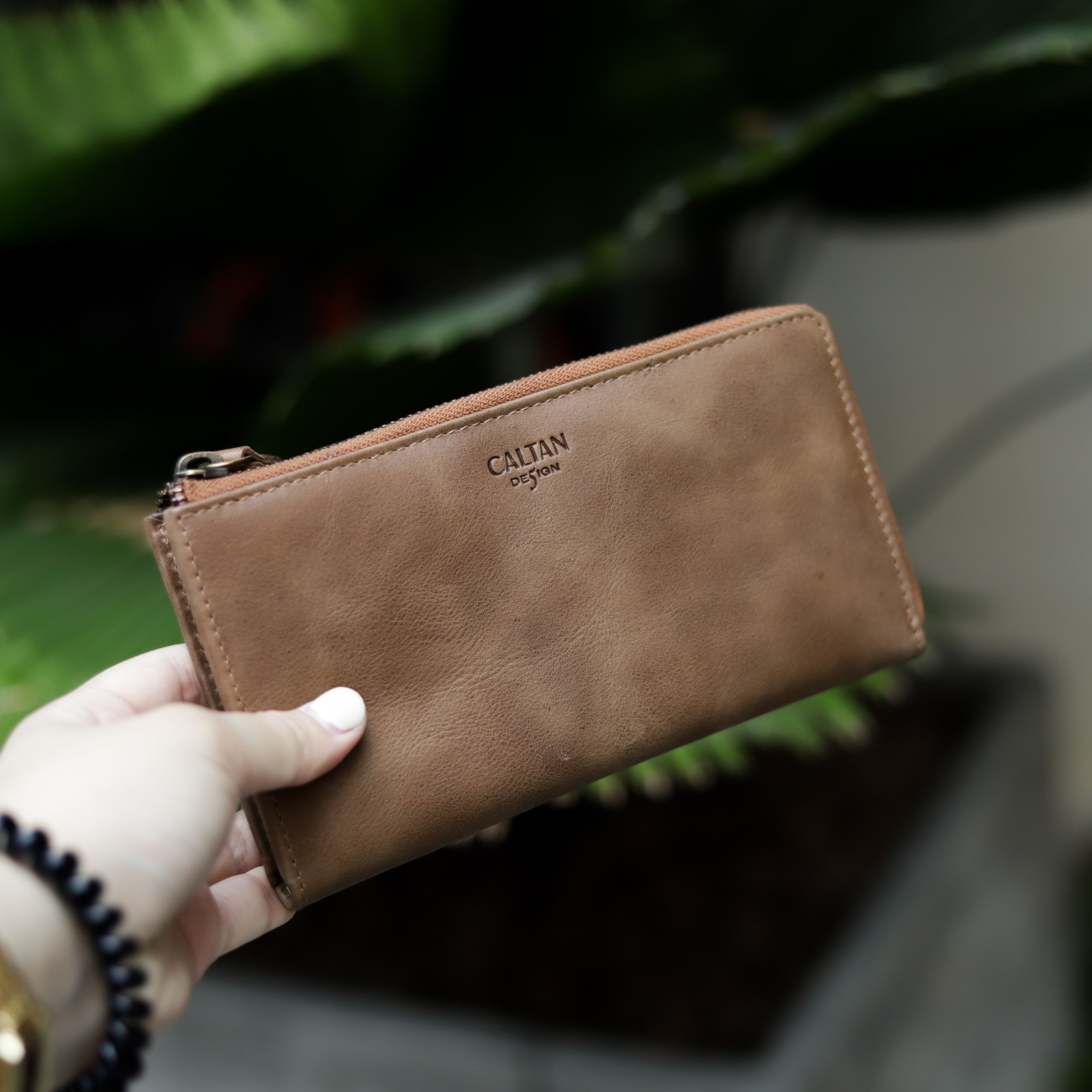 『新品上市』老爺有喜 真皮L型拉鍊多卡層長夾(072695lt)