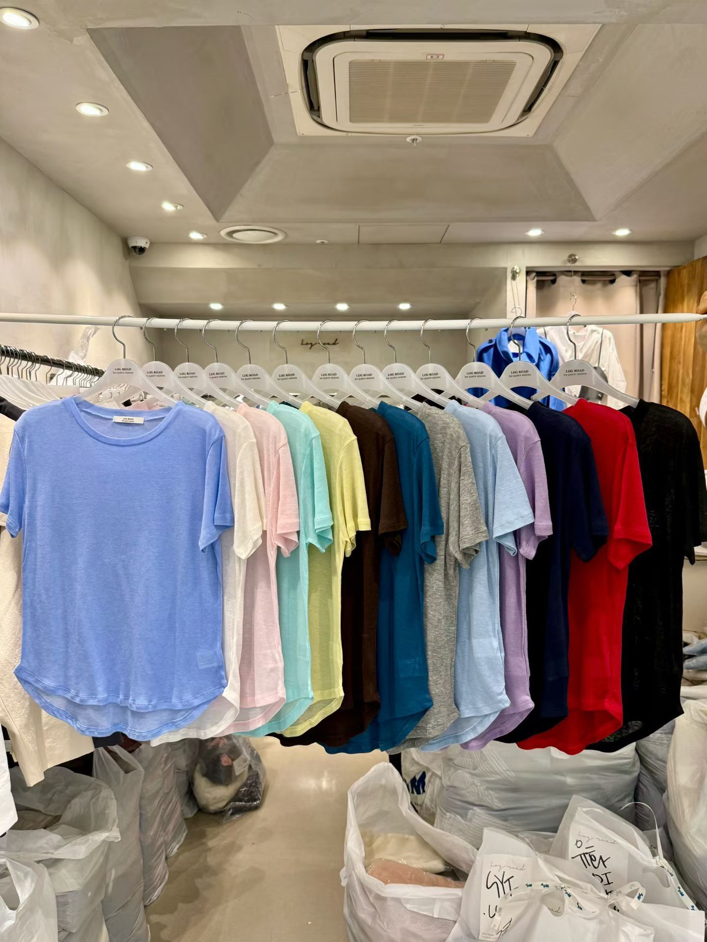 LR6016 弧形下擺素色薄短袖