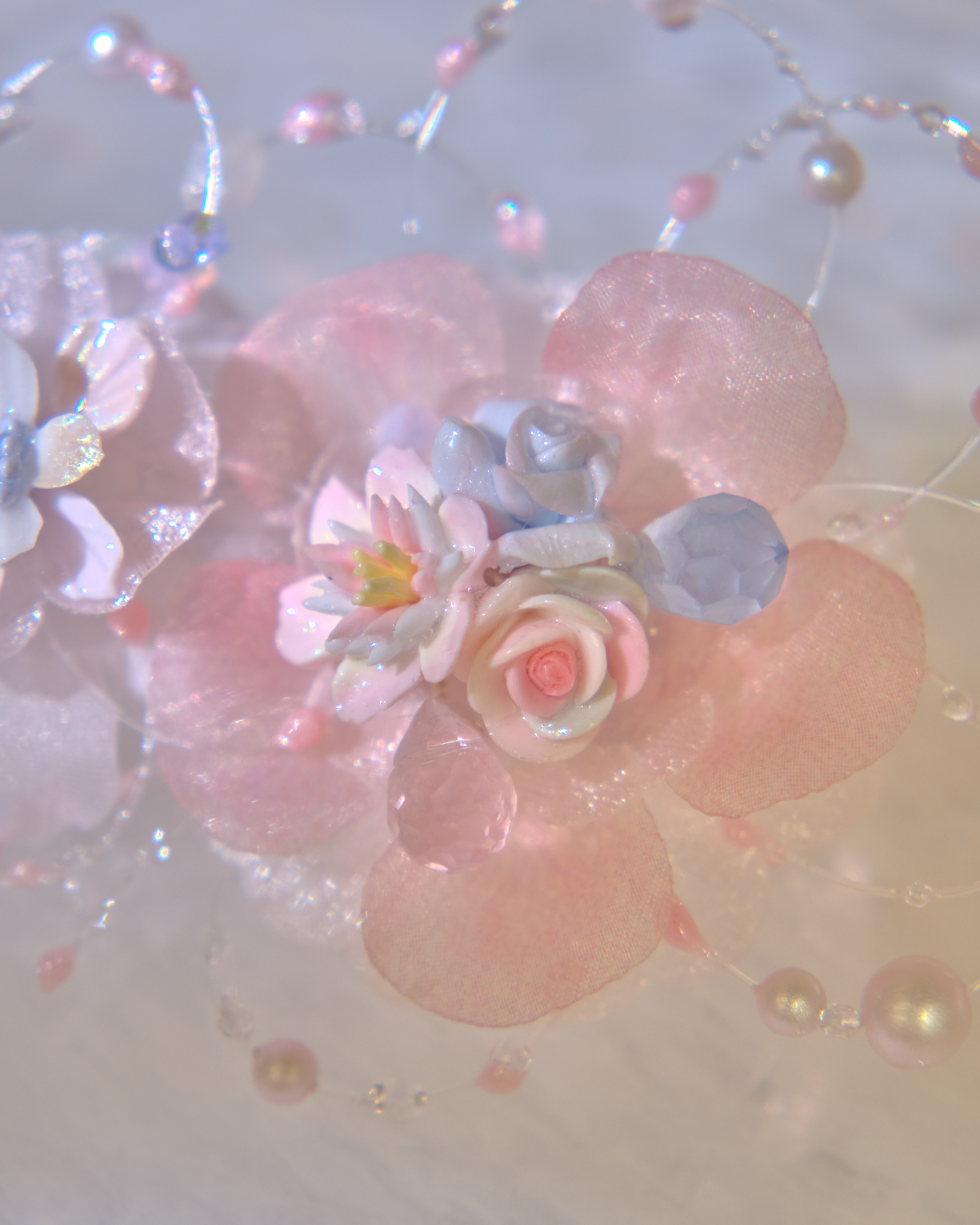 13434 Resin Eternal Bloom Tassel Clip