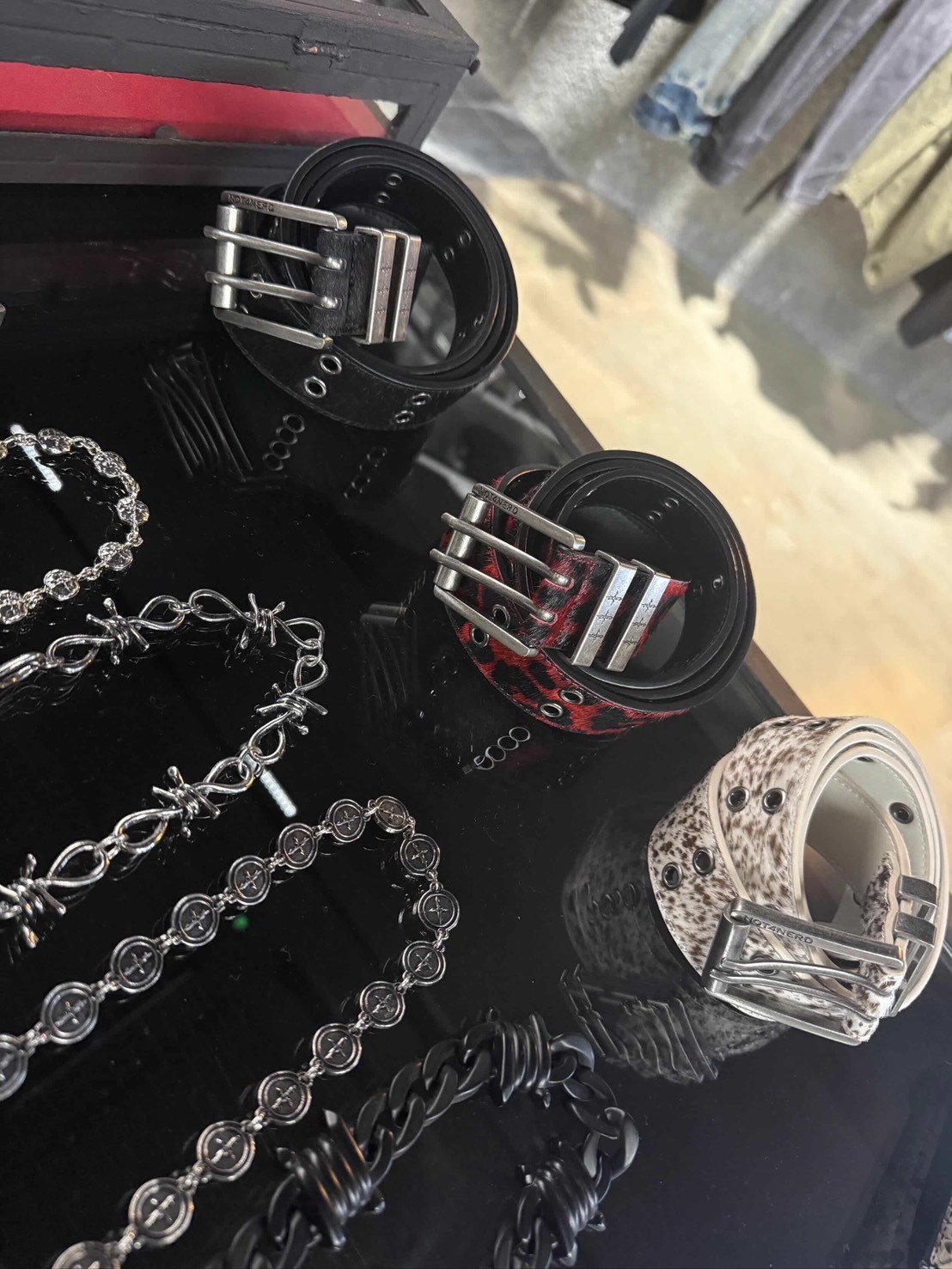 當火韓牌 444 NOT4NERD 爆款單品 馬毛雙扣金屬皮帶