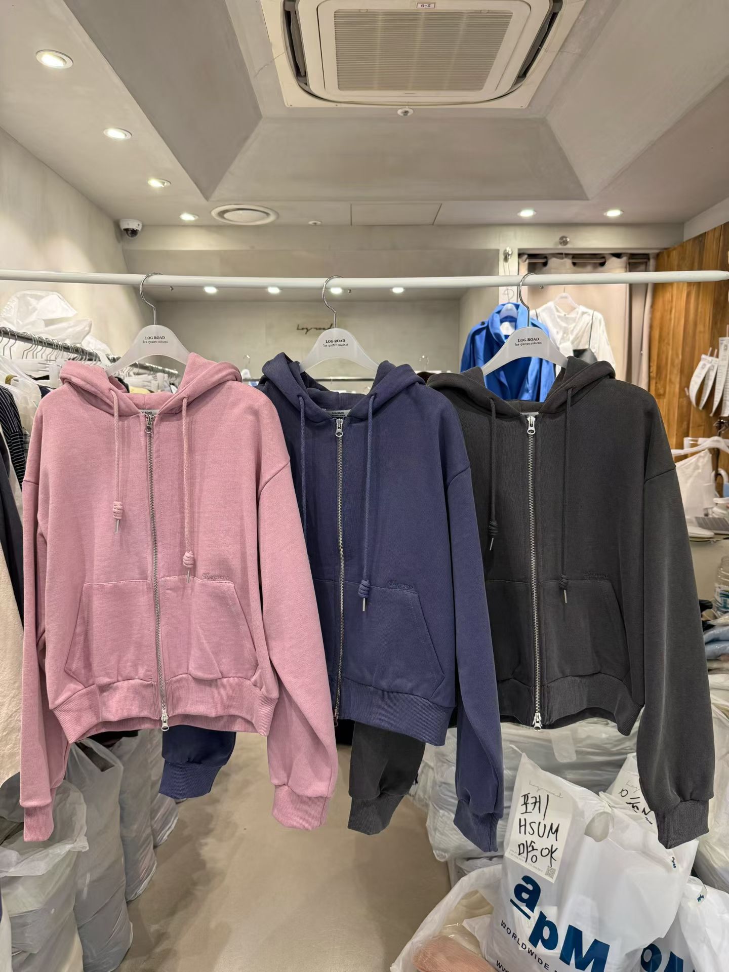 LR6018 寬鬆拉鍊外套連帽