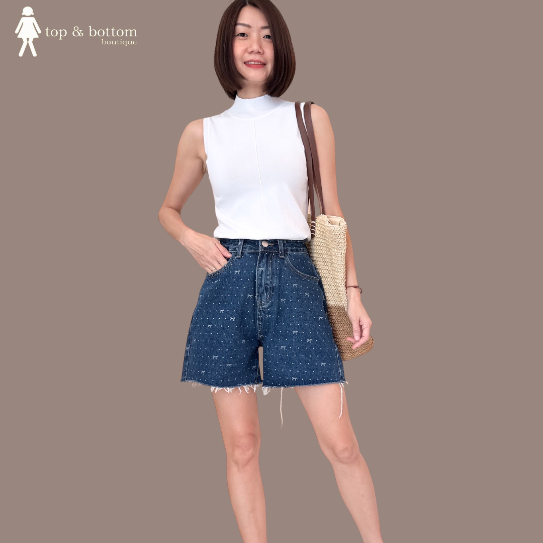 SLEEVELESS HIGH NECK KNIT BLOUSE