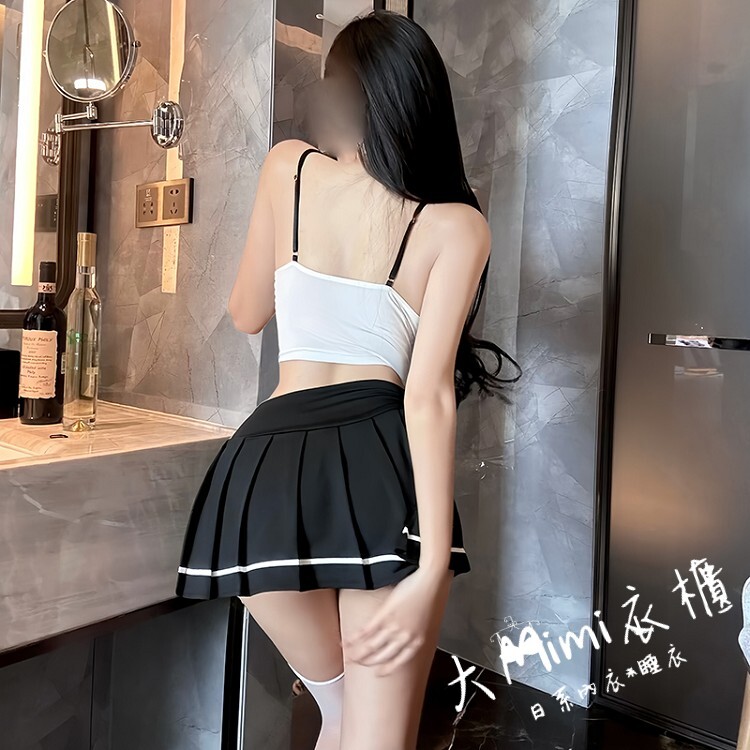 微甜氣泡學生服