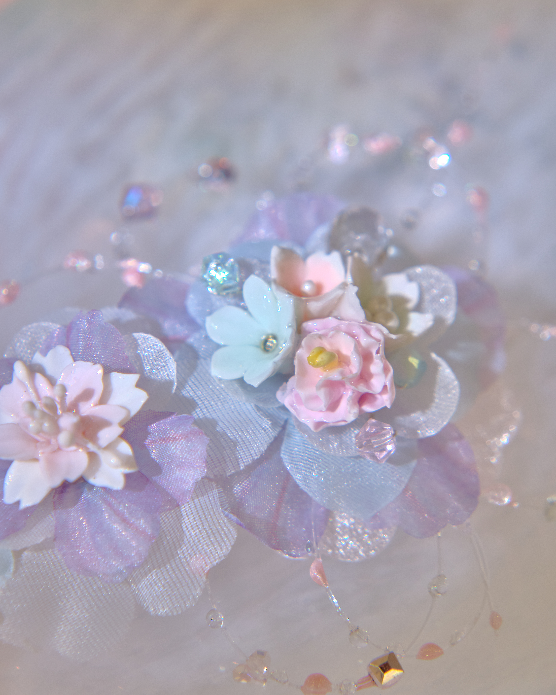 13430 Resin Eternal Bloom Tassel Clip