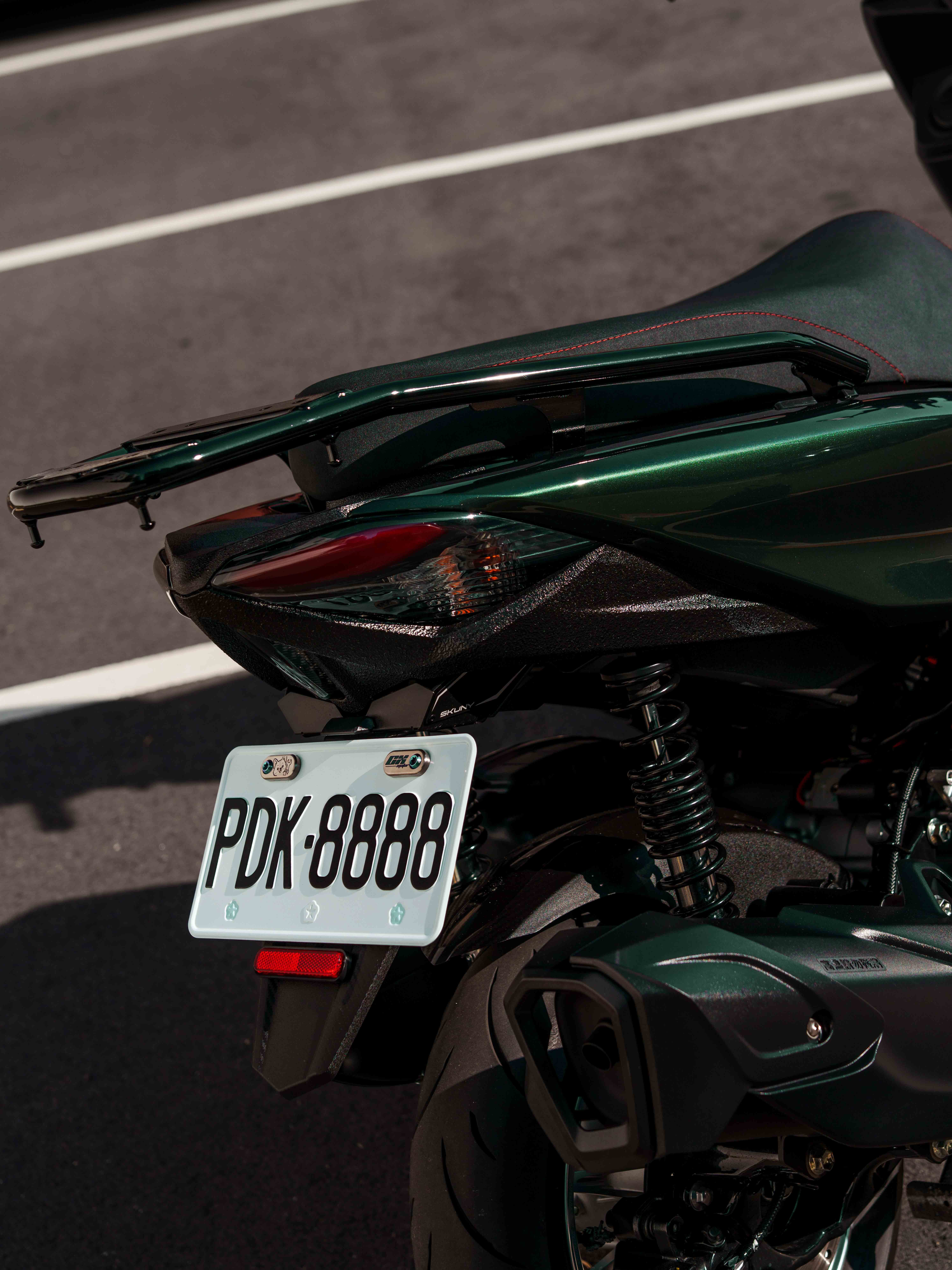 【客製化烤漆(綠)】