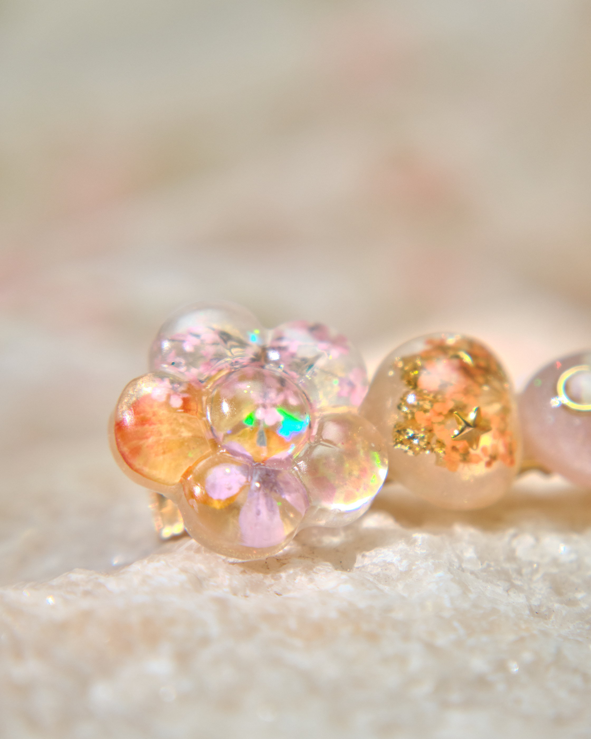 13400 Glittery Eternal Petal Epoxy Resin Hair Clip