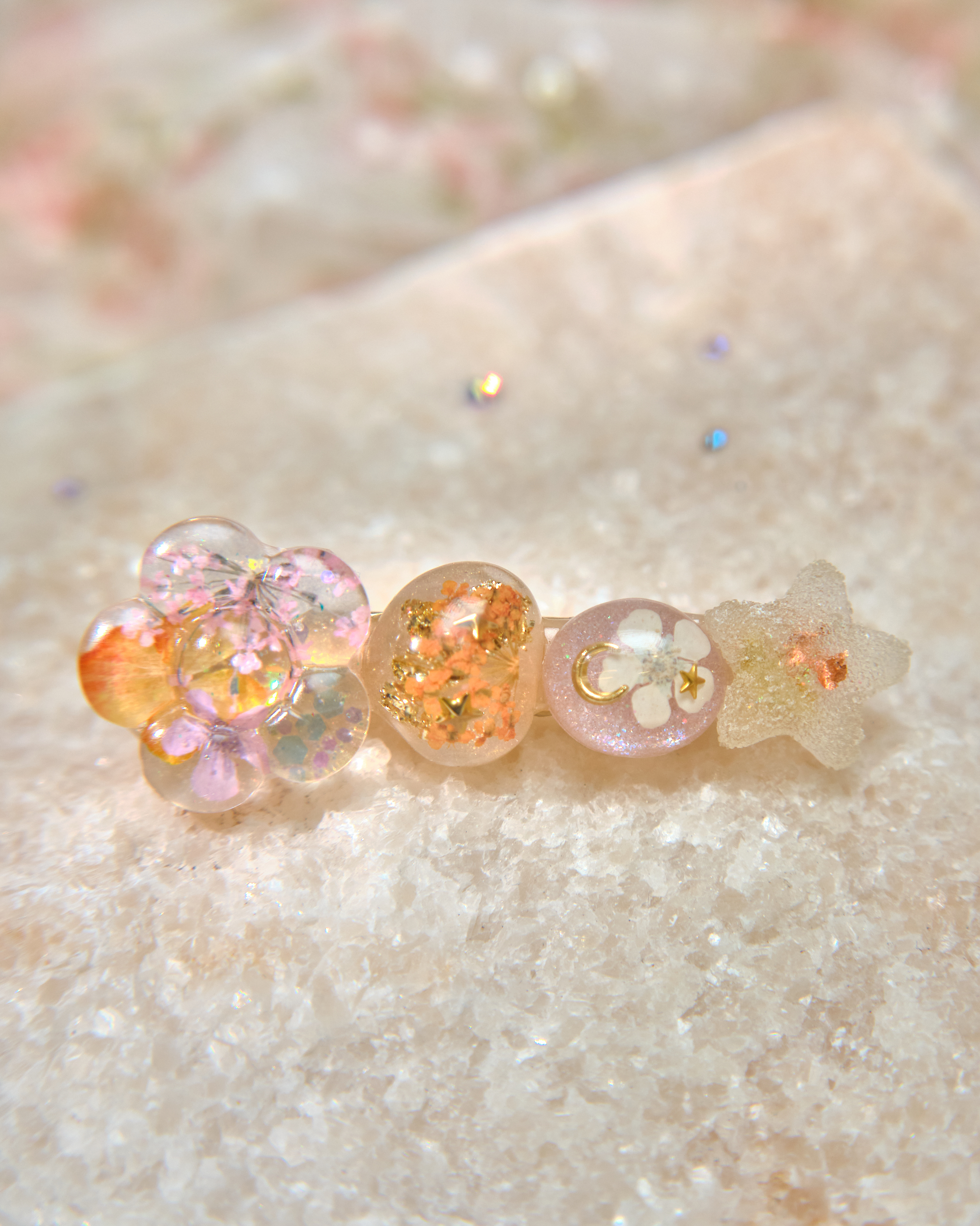 13400 Glittery Eternal Petal Epoxy Resin Hair Clip