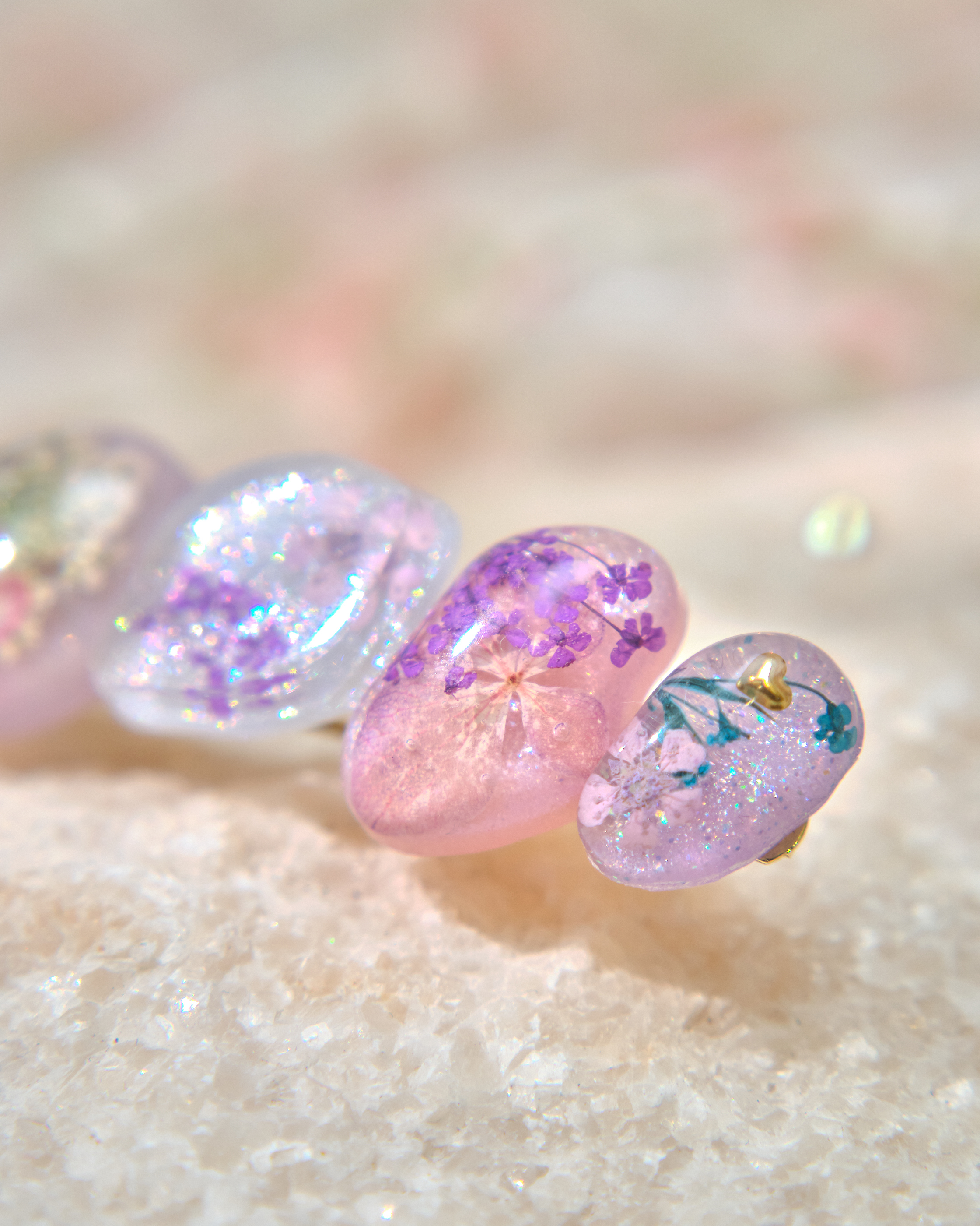 13395 Glittery Eternal Petal Epoxy Resin Hair Clip