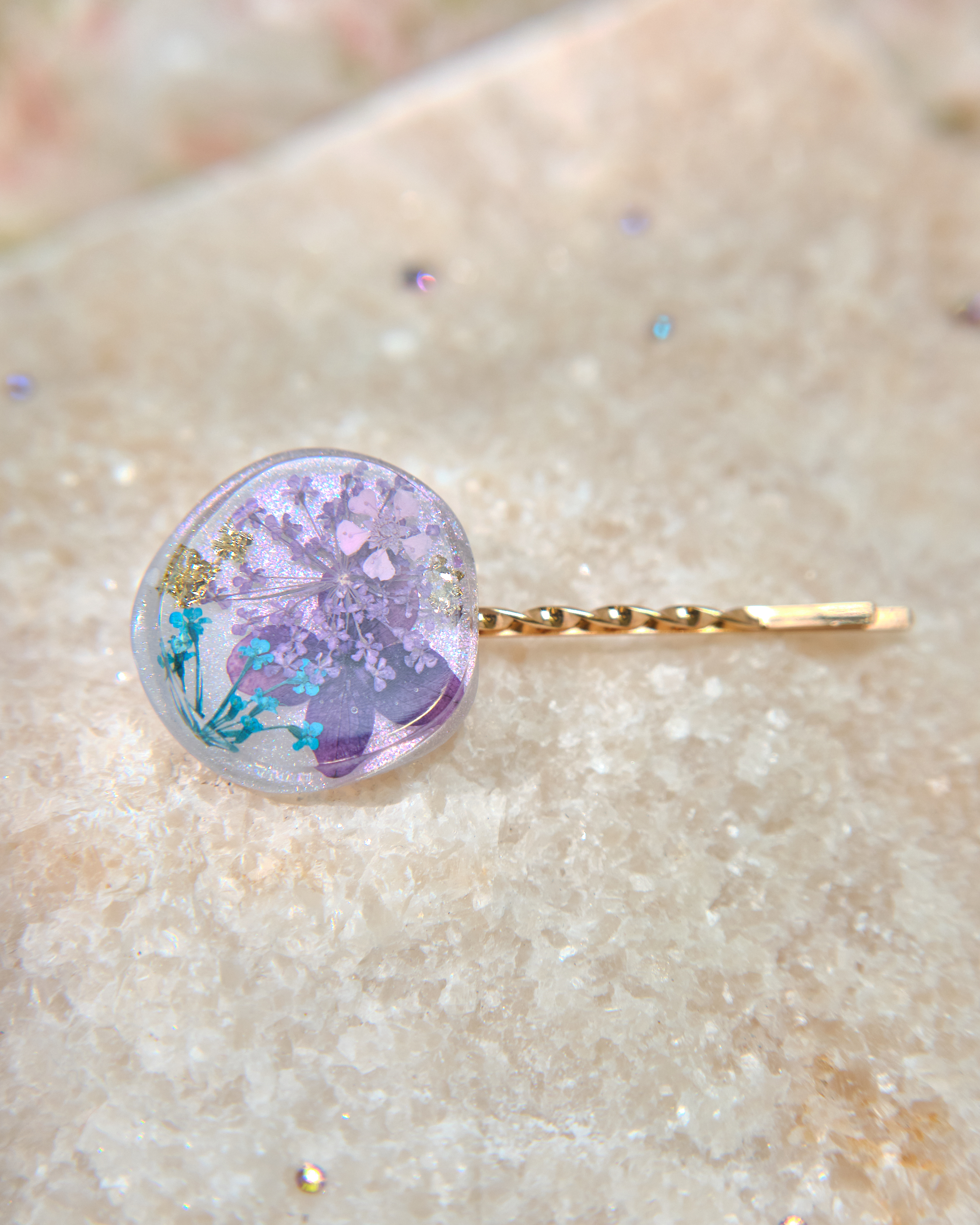 13393 Glittery Eternal Petal Epoxy Resin Hair Clip