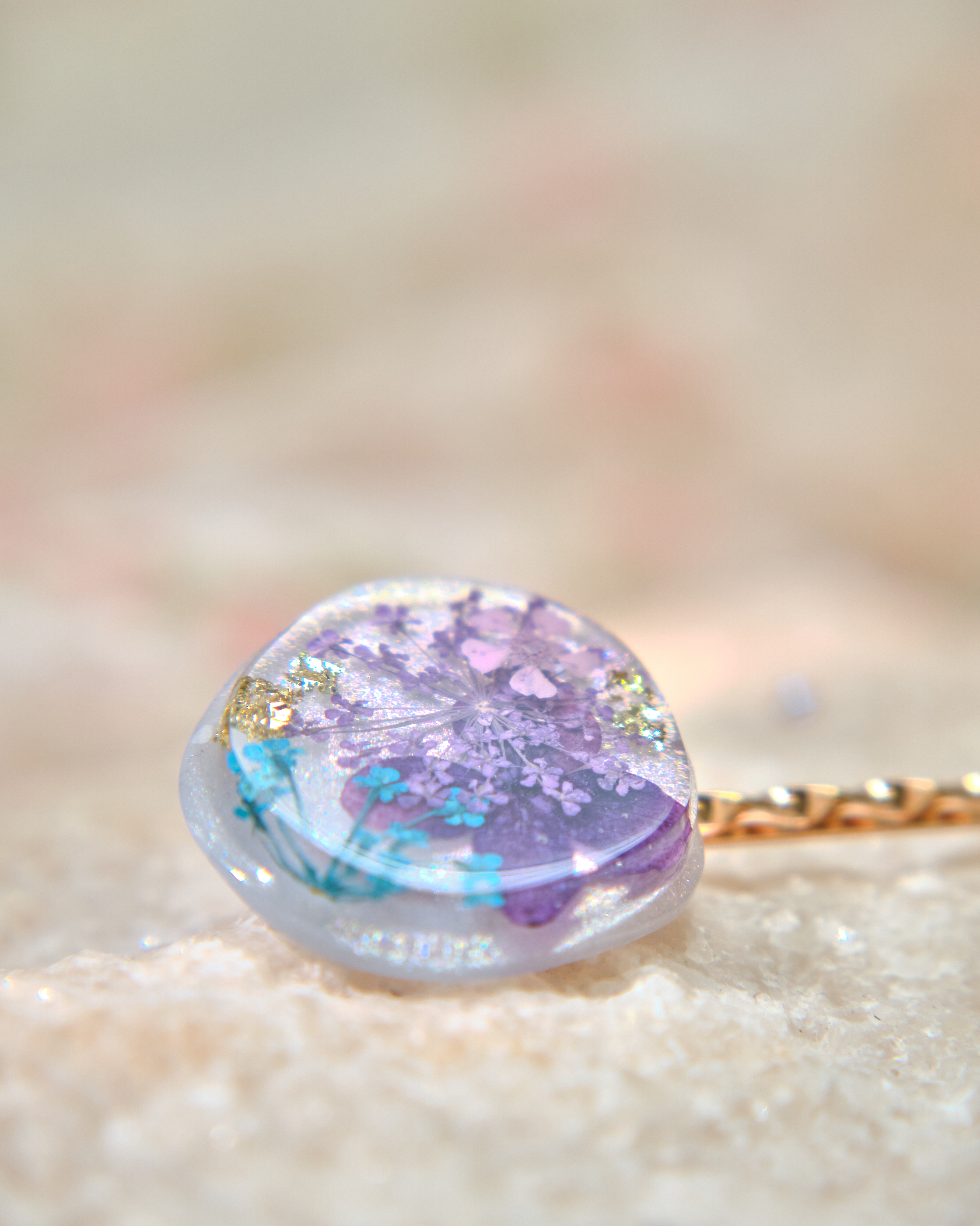 13393 Glittery Eternal Petal Epoxy Resin Hair Clip