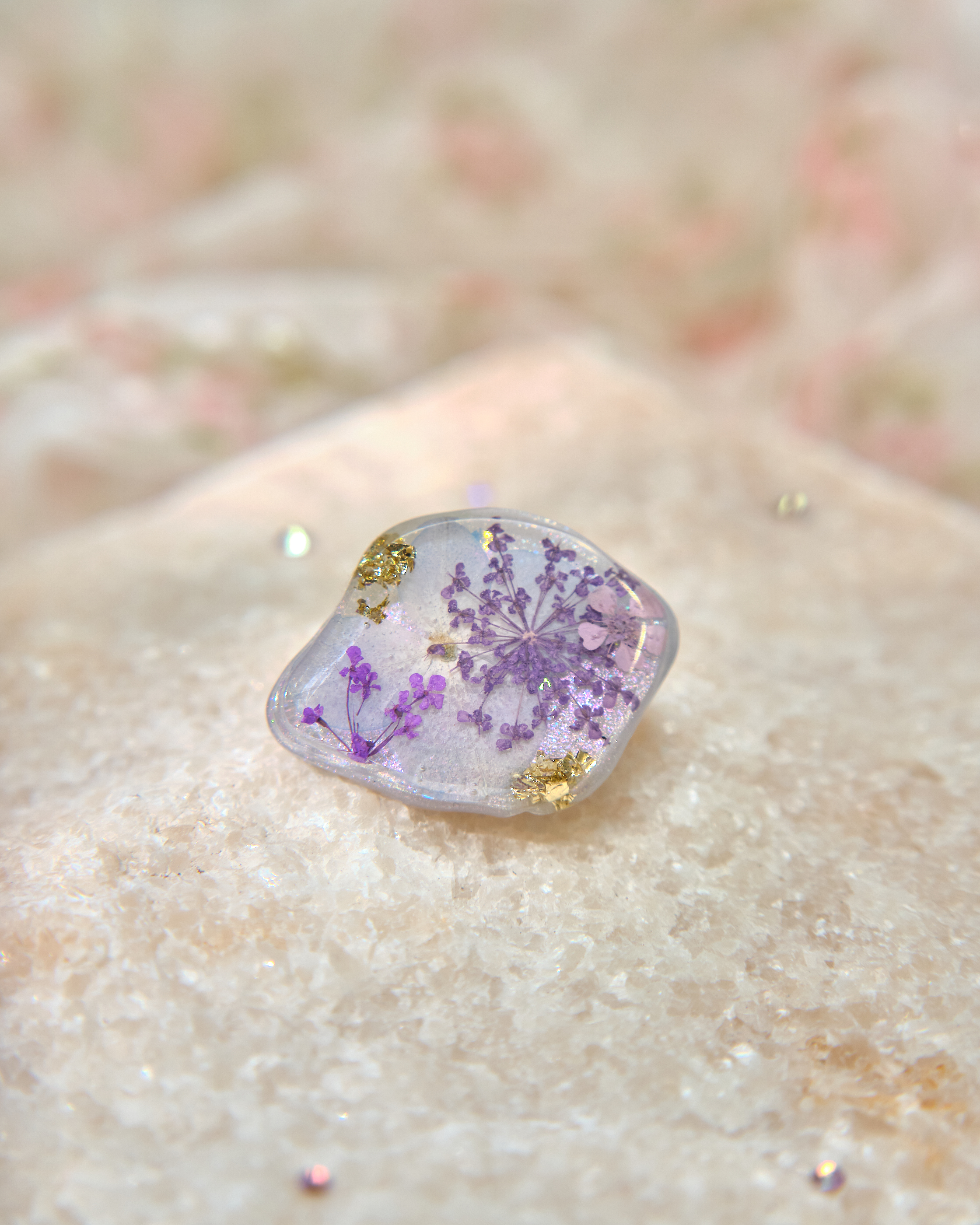 13392 Glittery Eternal Petal Epoxy Resin Hair Clip