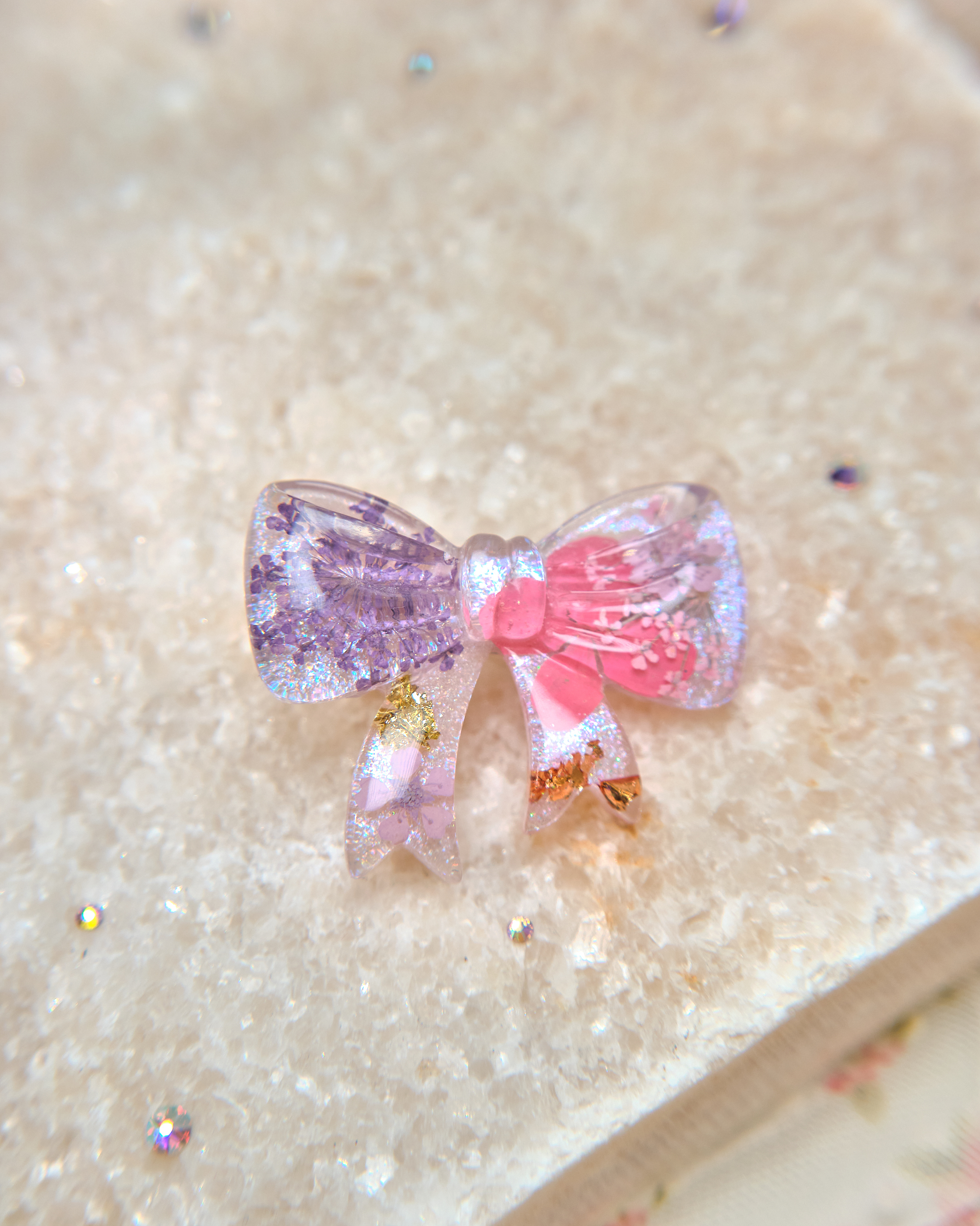 13390 Glittery Eternal Petal Epoxy Resin Hair Clip
