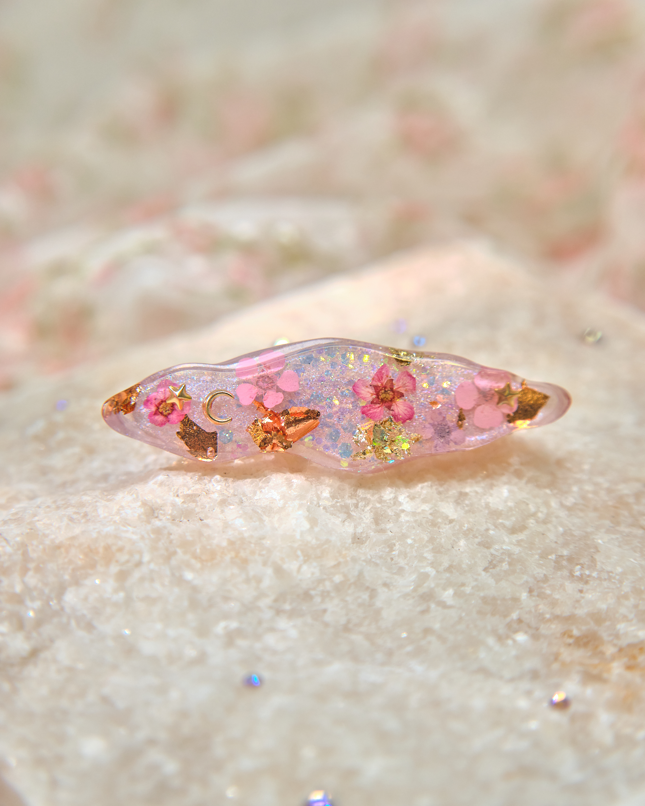 13388 Glittery Eternal Petal Epoxy Resin Hair Clip