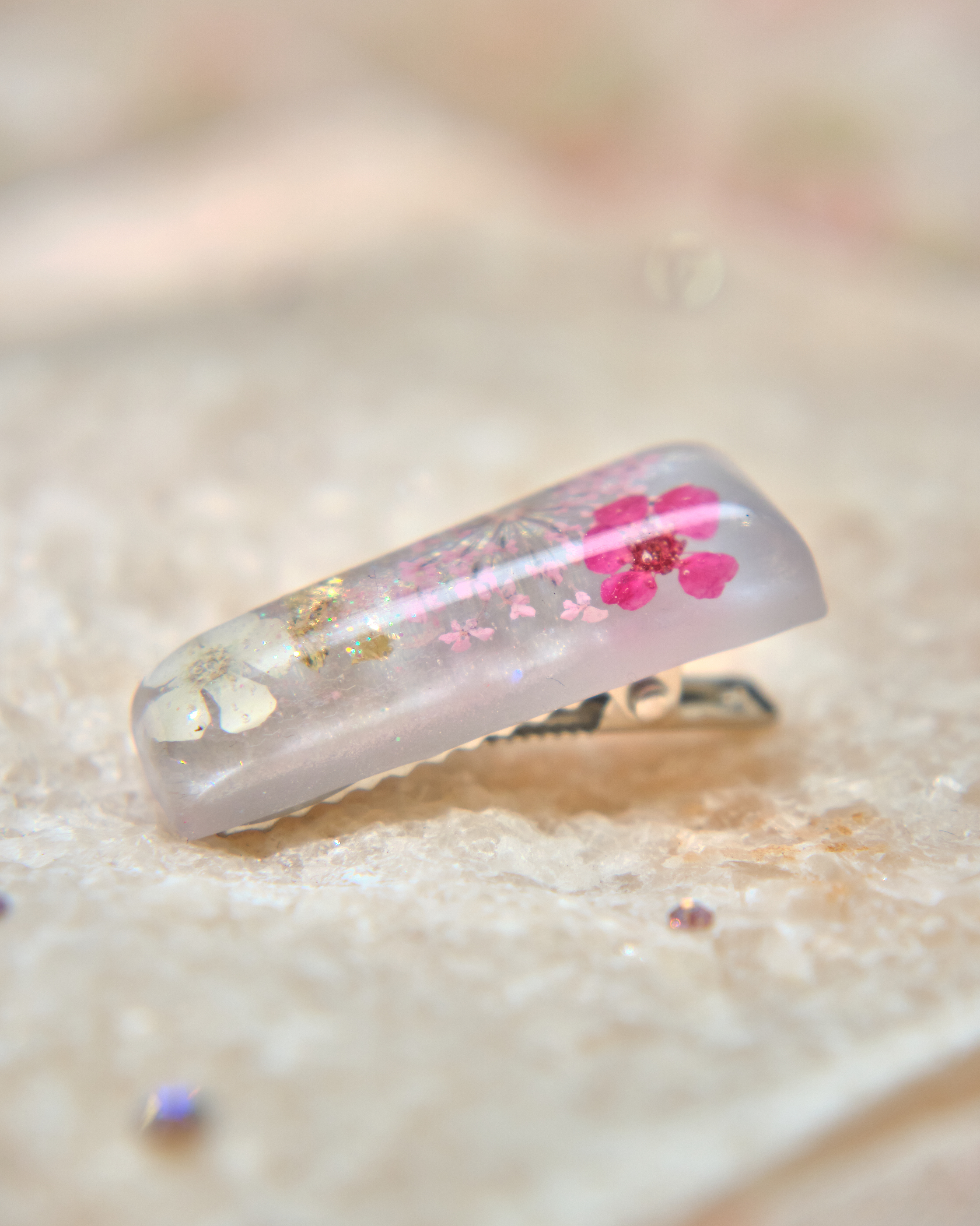 13377 Glittery Eternal Petal Epoxy Resin Hair Clip