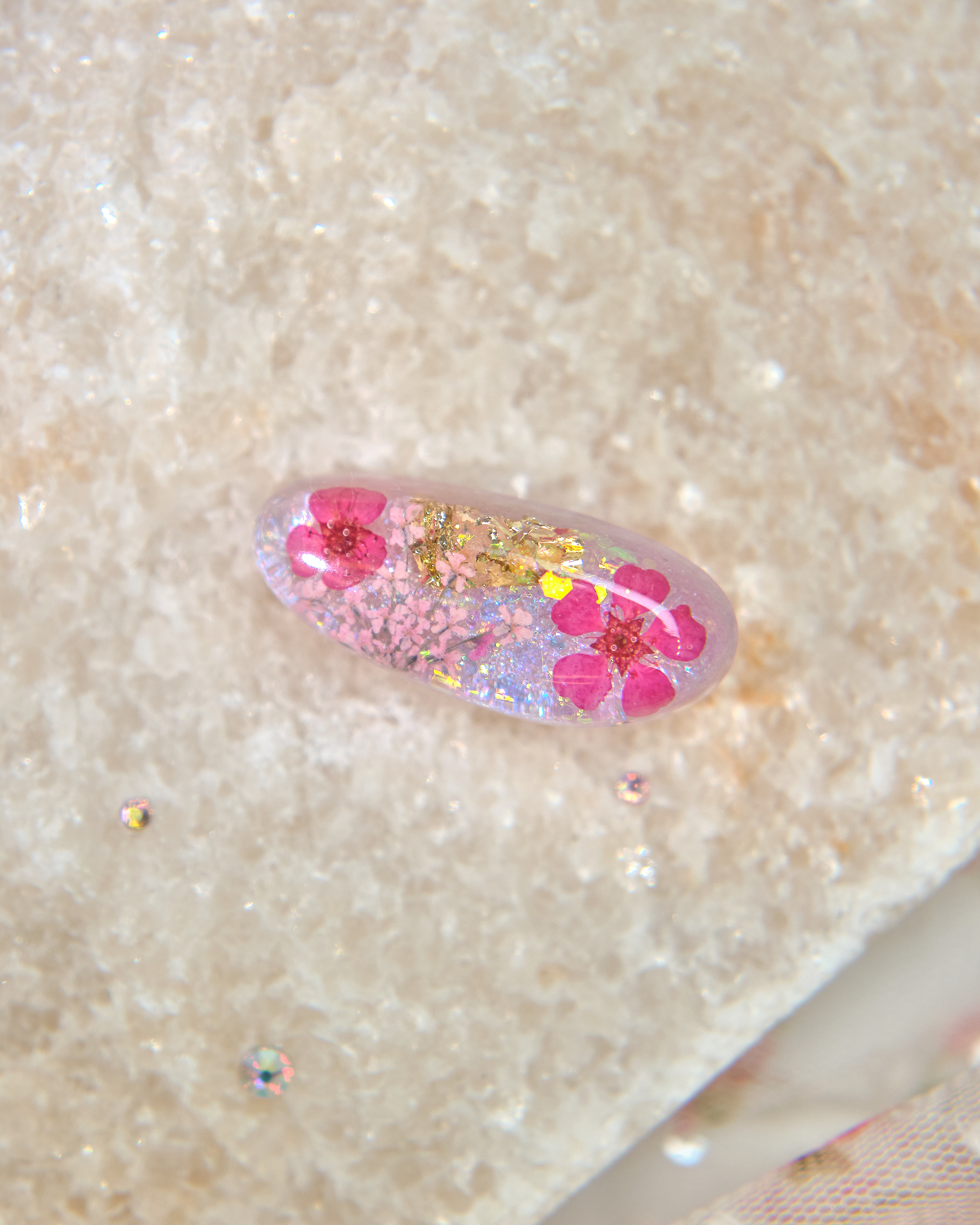 13376 Glittery Eternal Petal Epoxy Resin Hair Clip