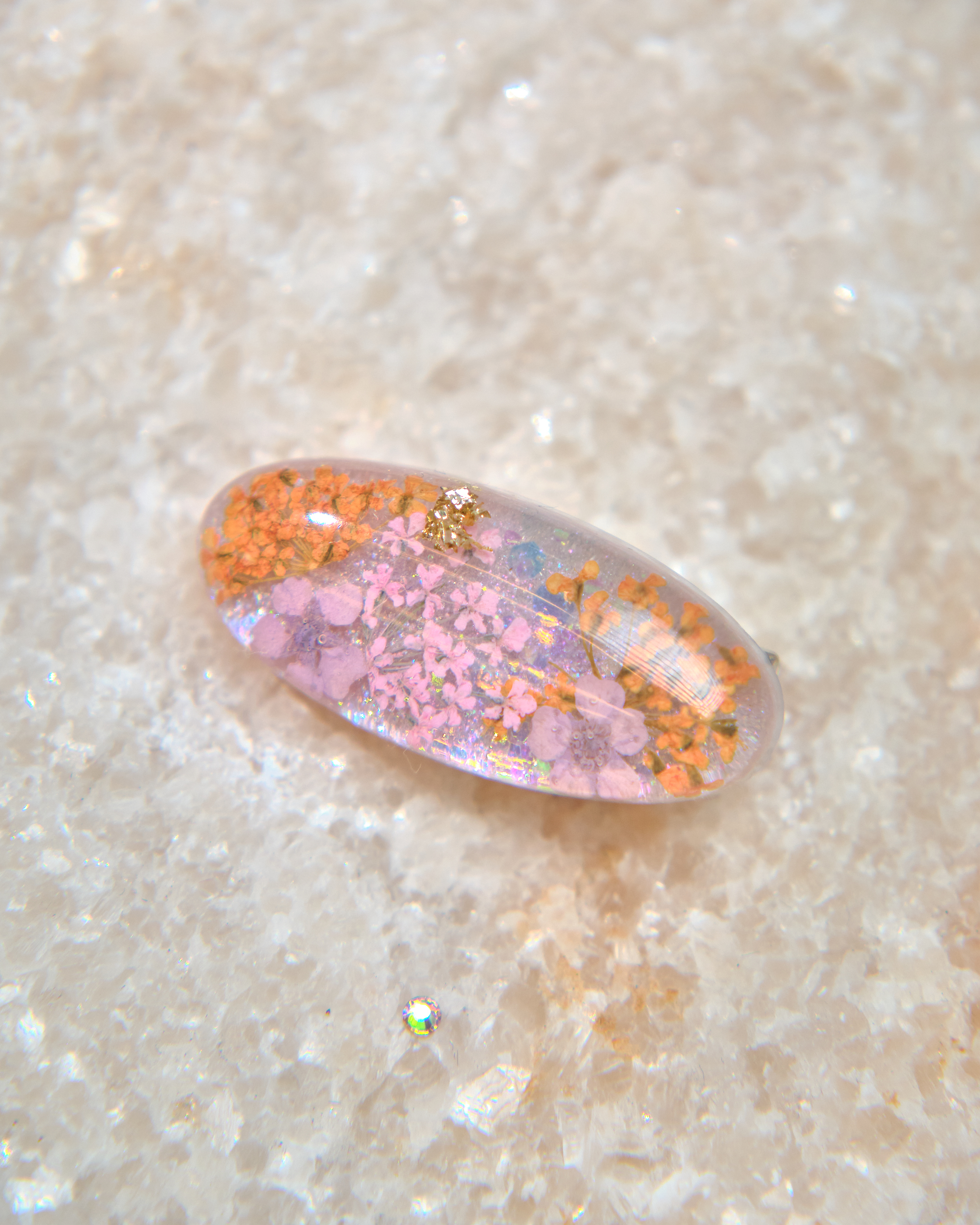13375 Glittery Eternal Petal Epoxy Resin Hair Clip