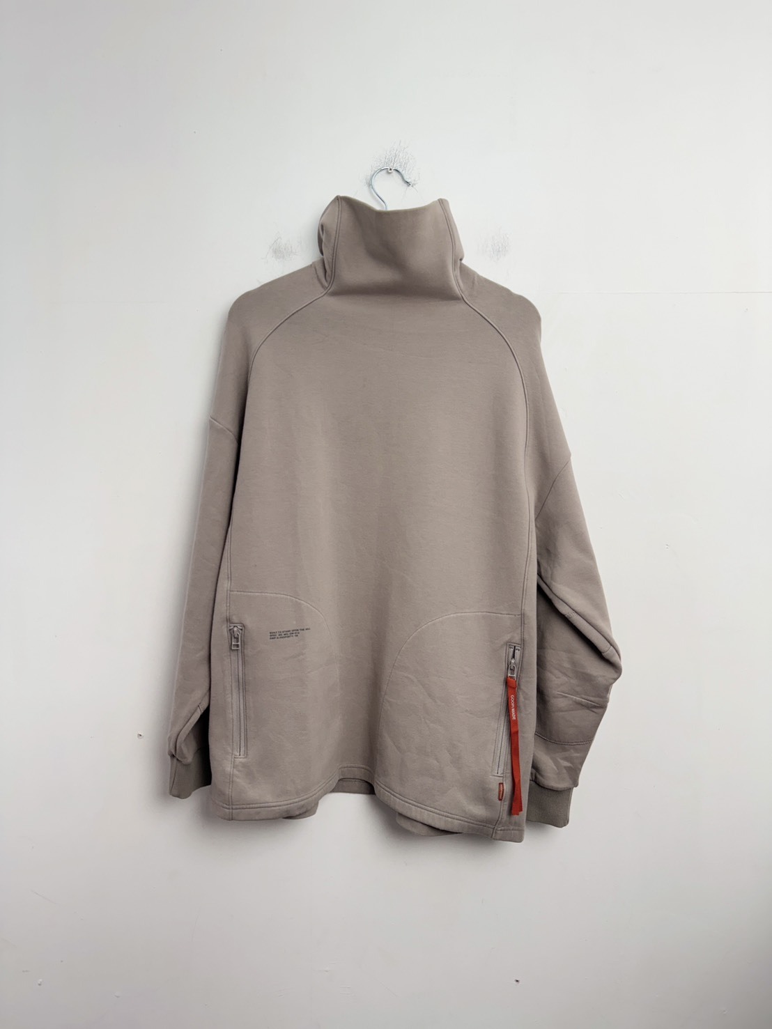 GOOPiMADE® 21 A/W TN.L5S “Entdecken” Logo Turtleneck - L-Gray SIZE 2