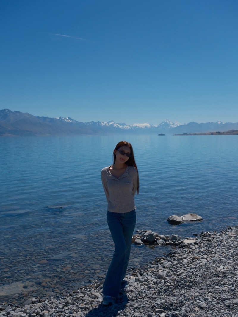 A3348-前釦造型坑紋上衣