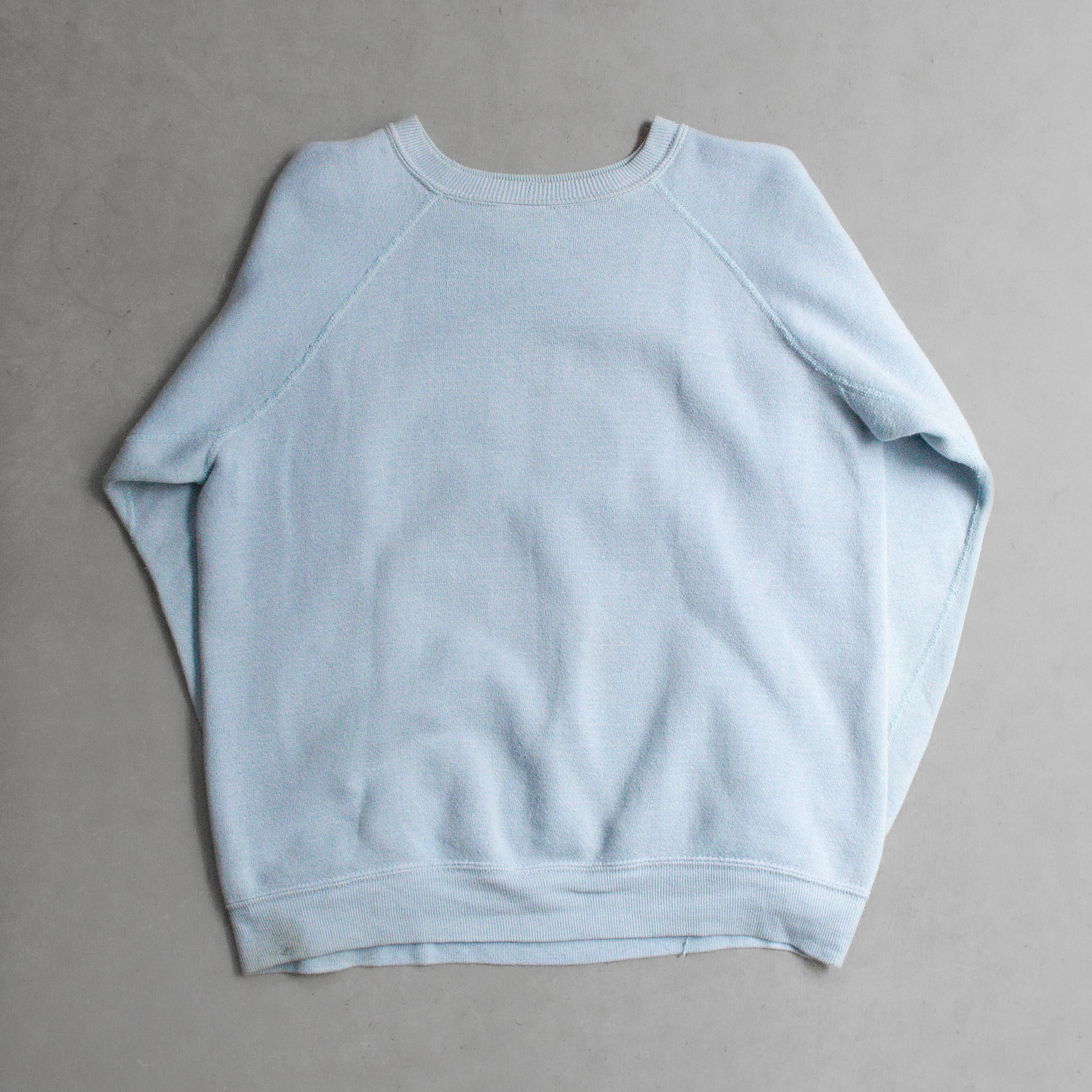 VINTAGE DISNEY SWEATSHIRT 美國製 迪士尼 米奇 淺藍 長袖 大學T 運動衫 M