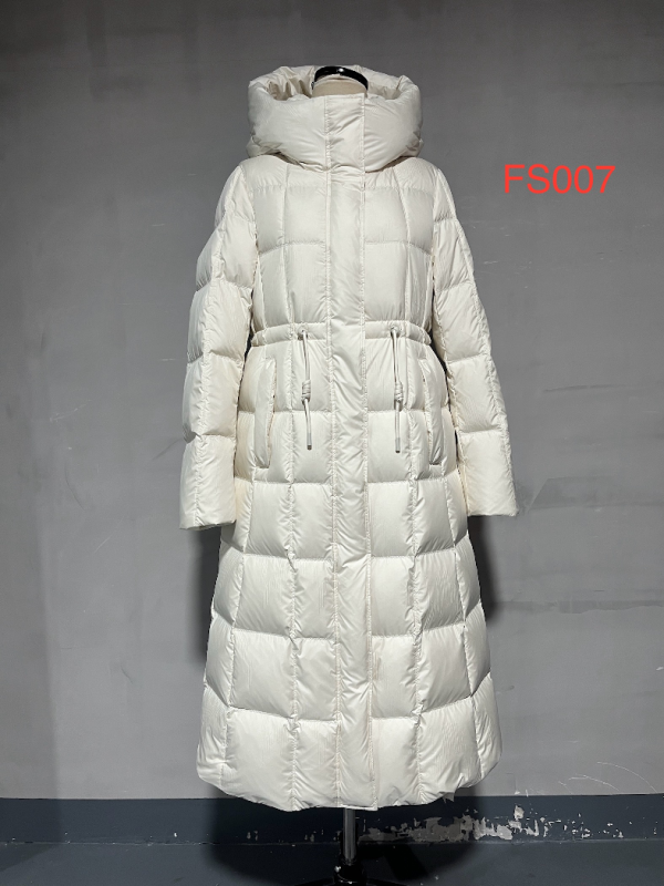 WC015 羽絨服 15A米色