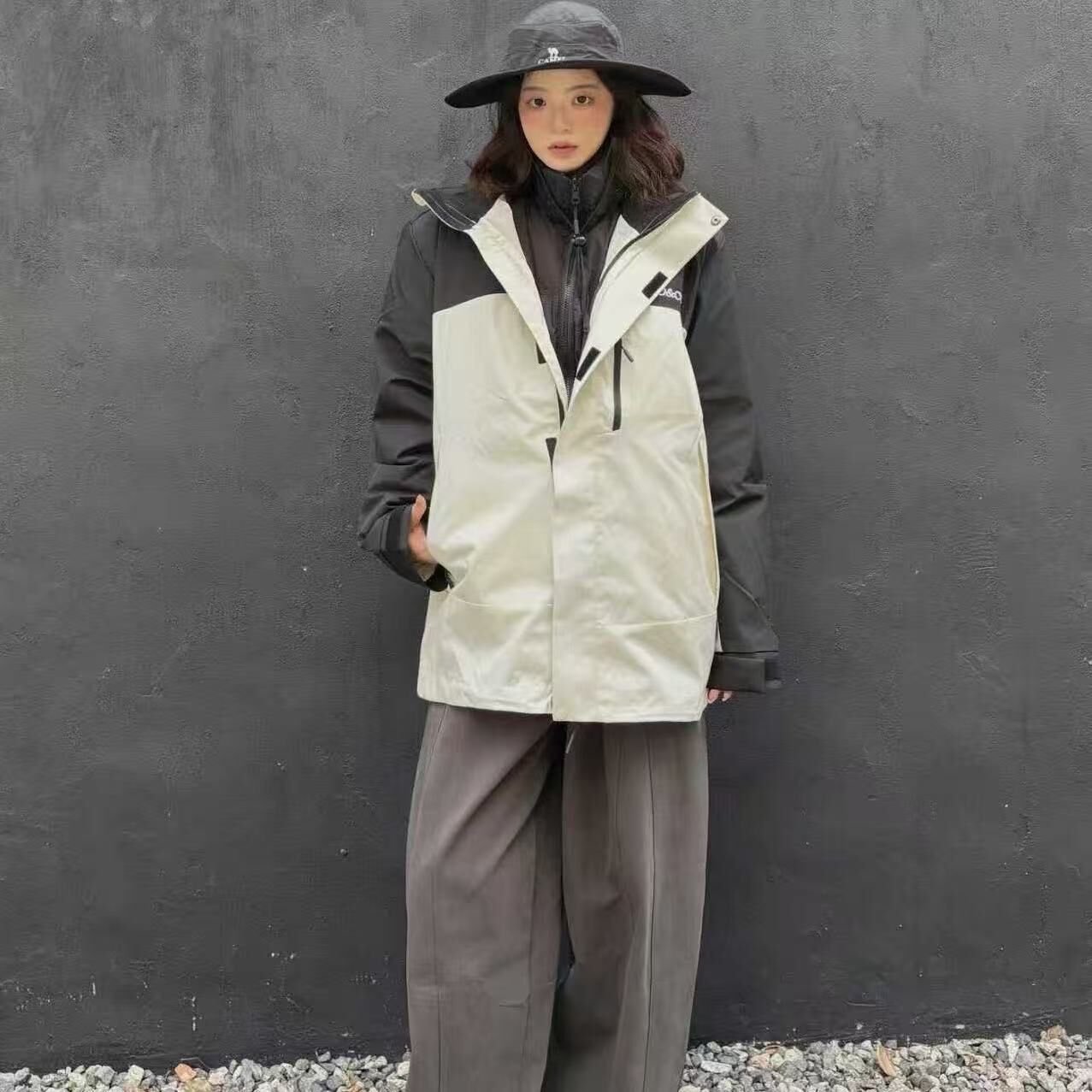 WC017 羽絨服 17A灰色 M:(120-140斤）