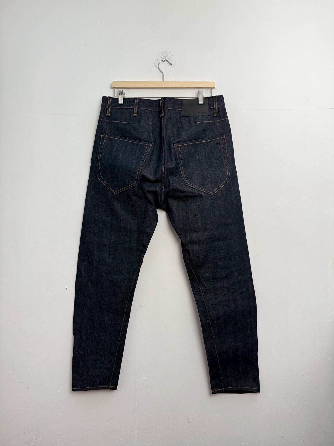 RAG & BONE JEANS SIZE 32