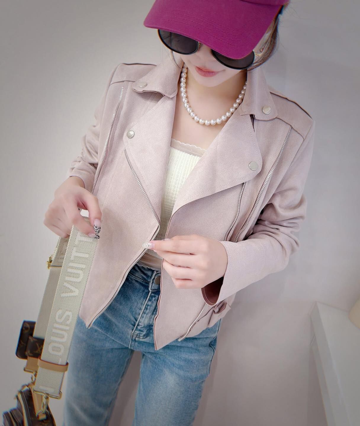 【超顯瘦修身的翻領仿麂皮外套】（現貨）