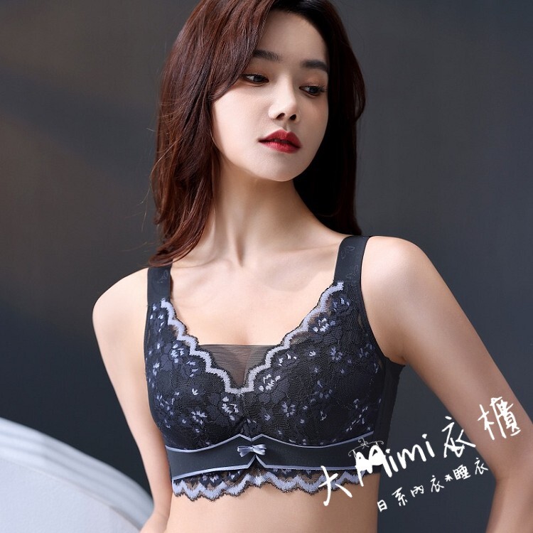 櫻落微光包覆內衣